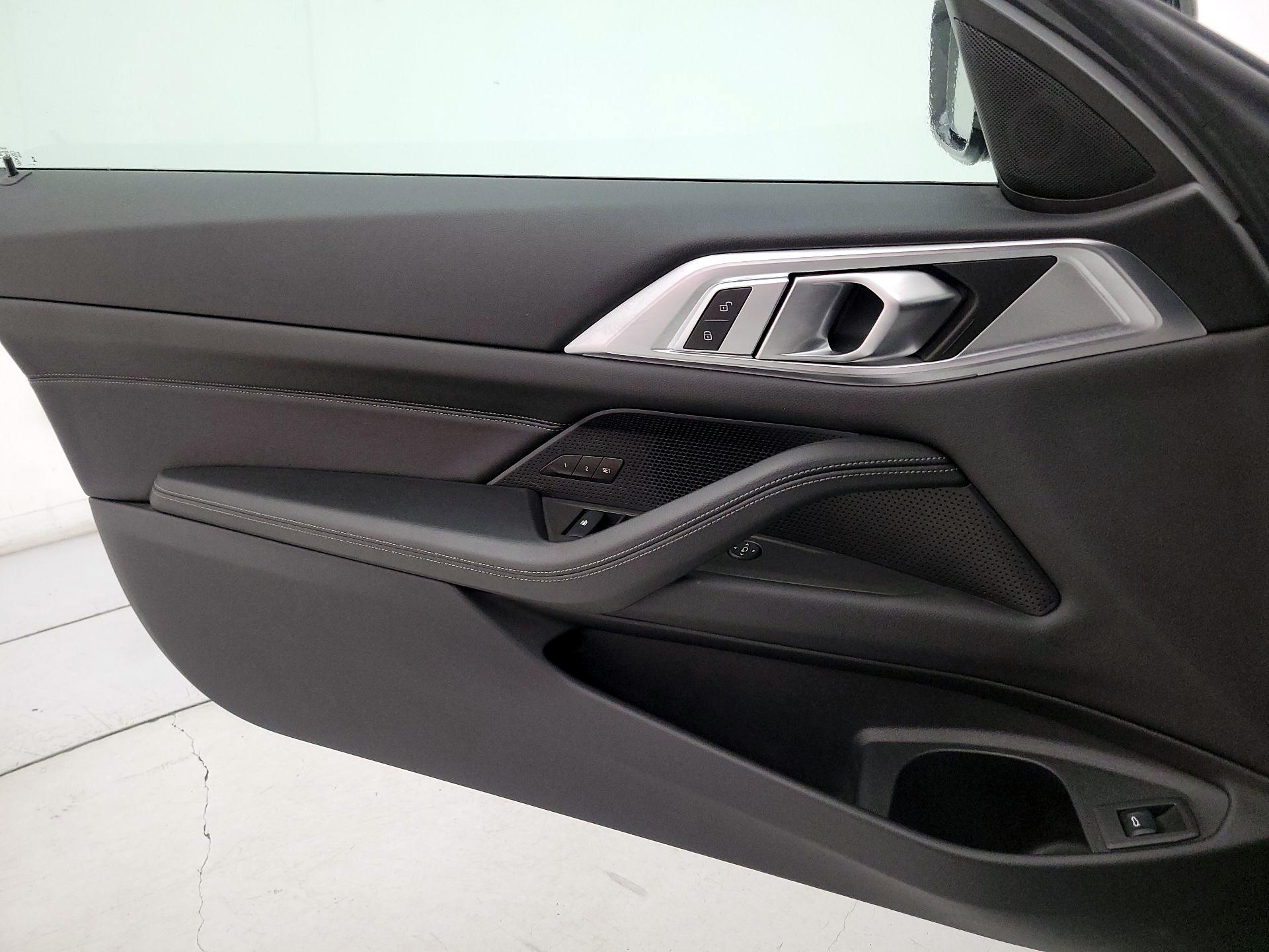 Thumbnail: 2025 BMW 4 Series - 12