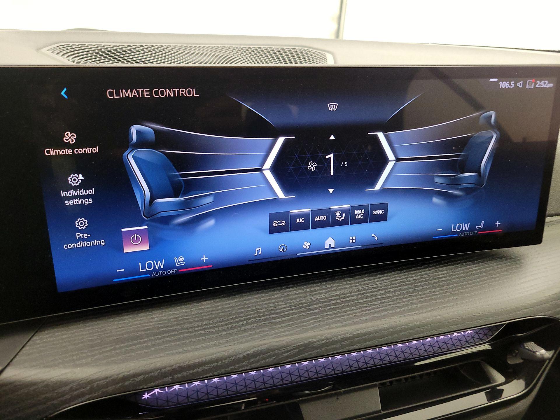 Thumbnail: 2025 BMW 4 Series - 17