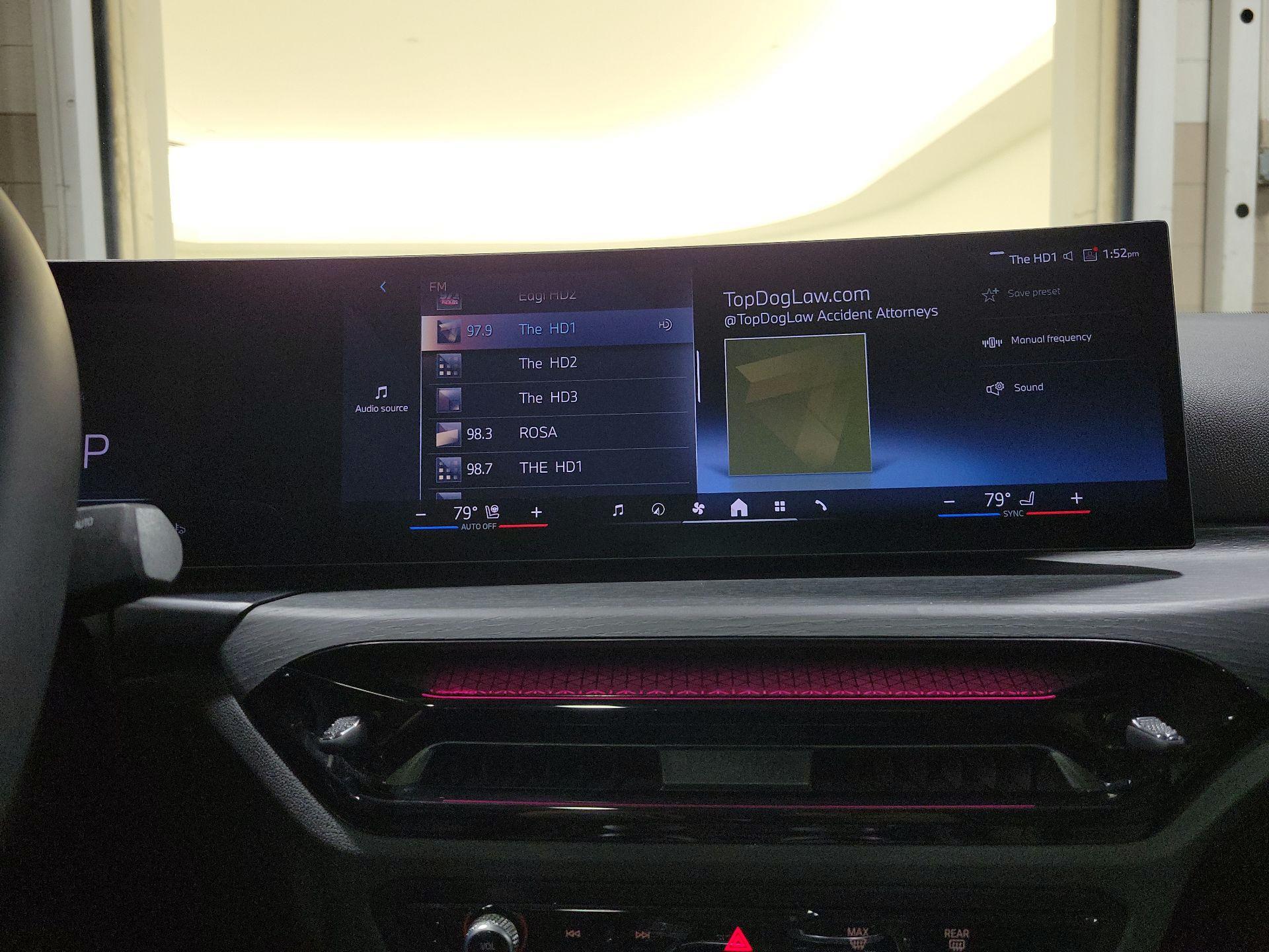 Thumbnail: 2025 BMW 3 Series - 15