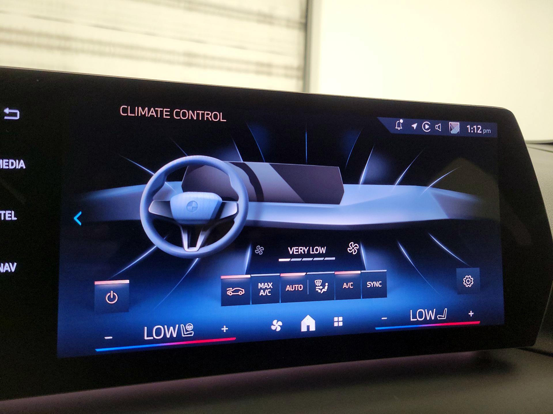 Thumbnail: 2025 BMW 2 Series - 16