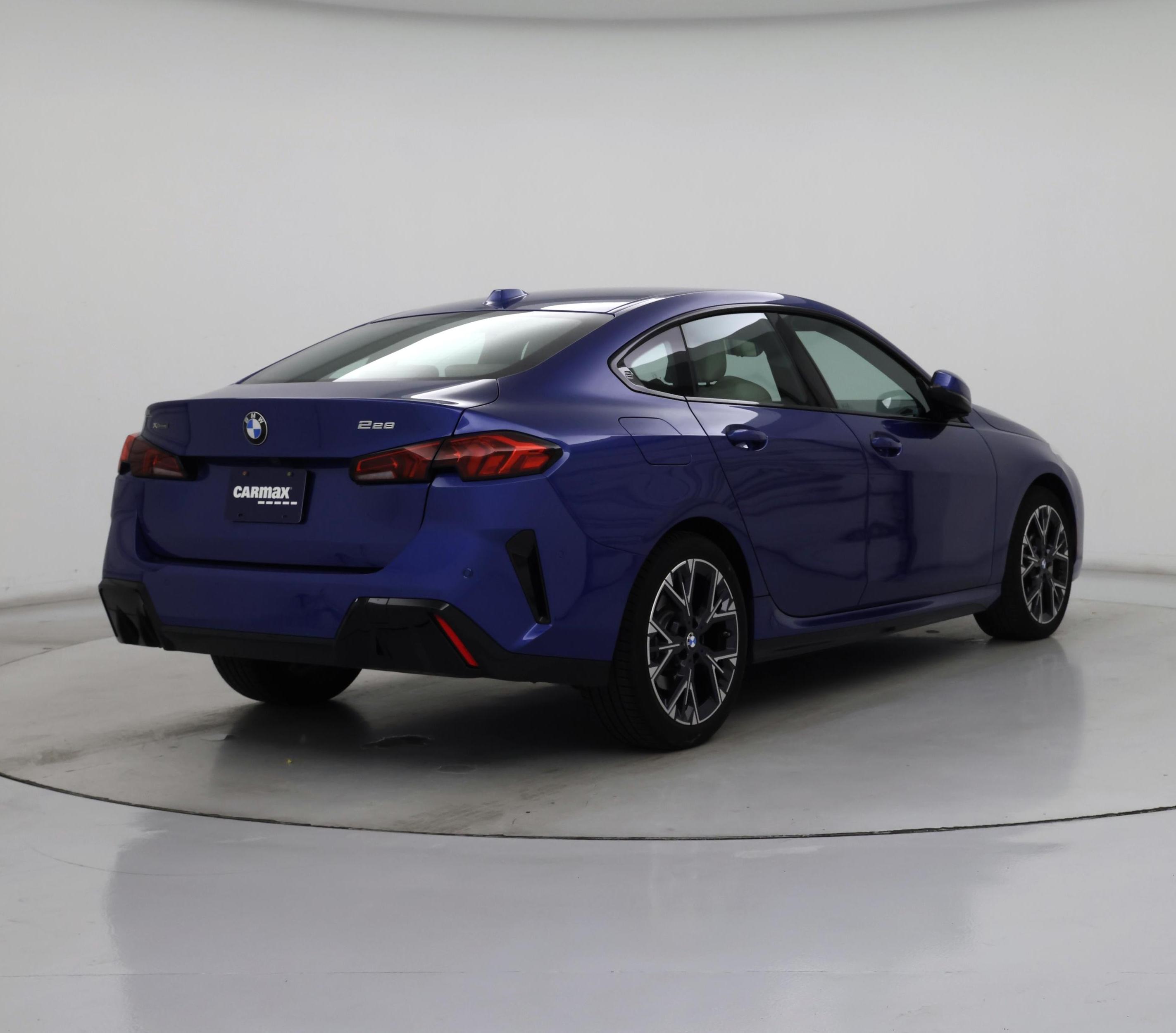 Thumbnail: 2025 BMW 2 Series - 8