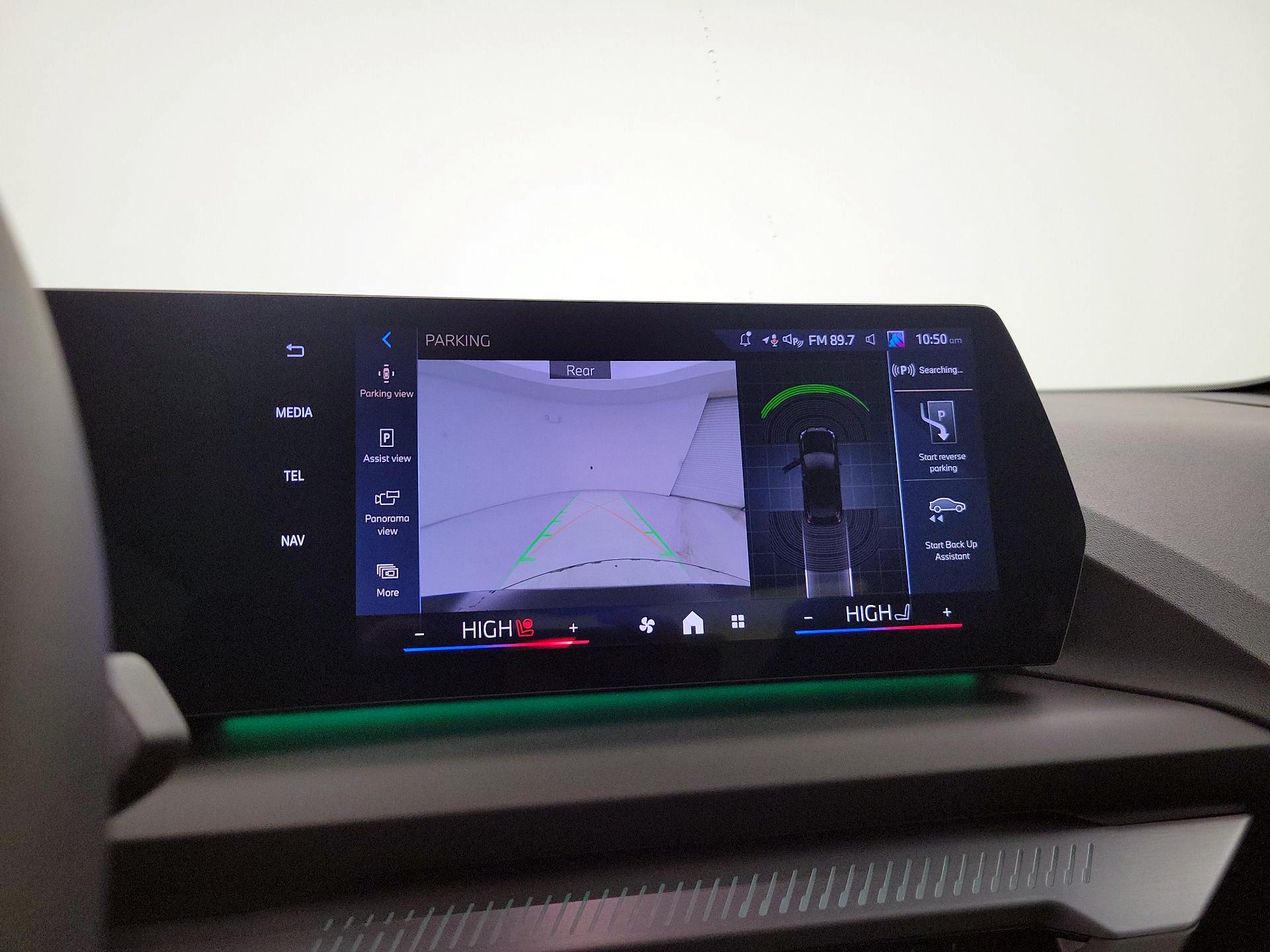 Thumbnail: 2025 BMW 2 Series - 13