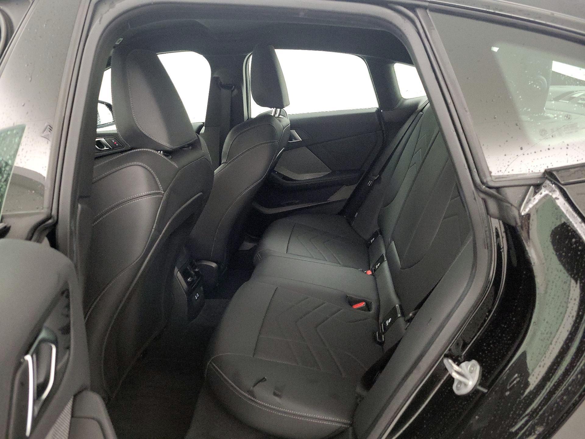 Thumbnail: 2025 BMW 2 Series - 17