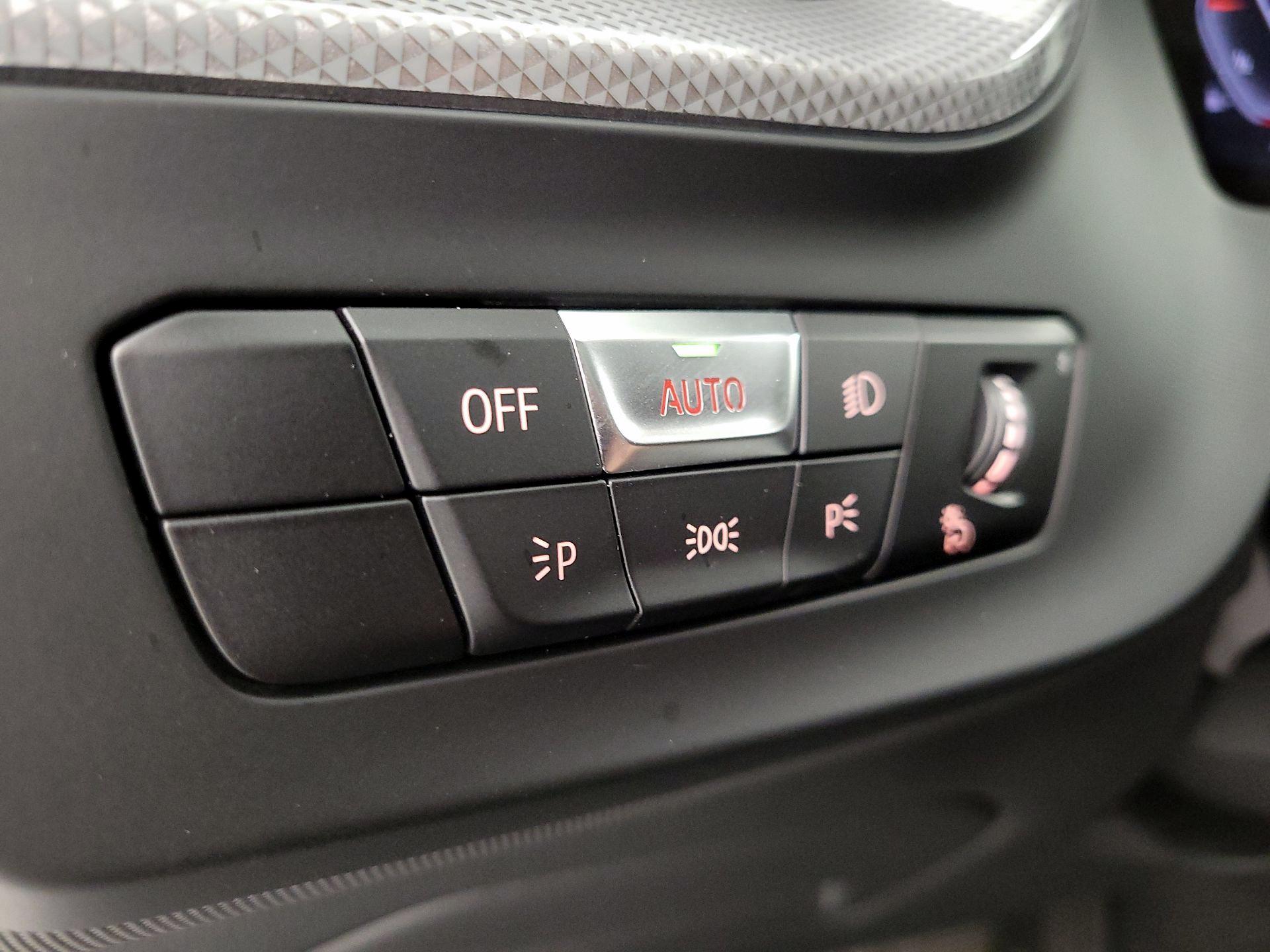 Thumbnail: 2024 BMW 2 Series - 13