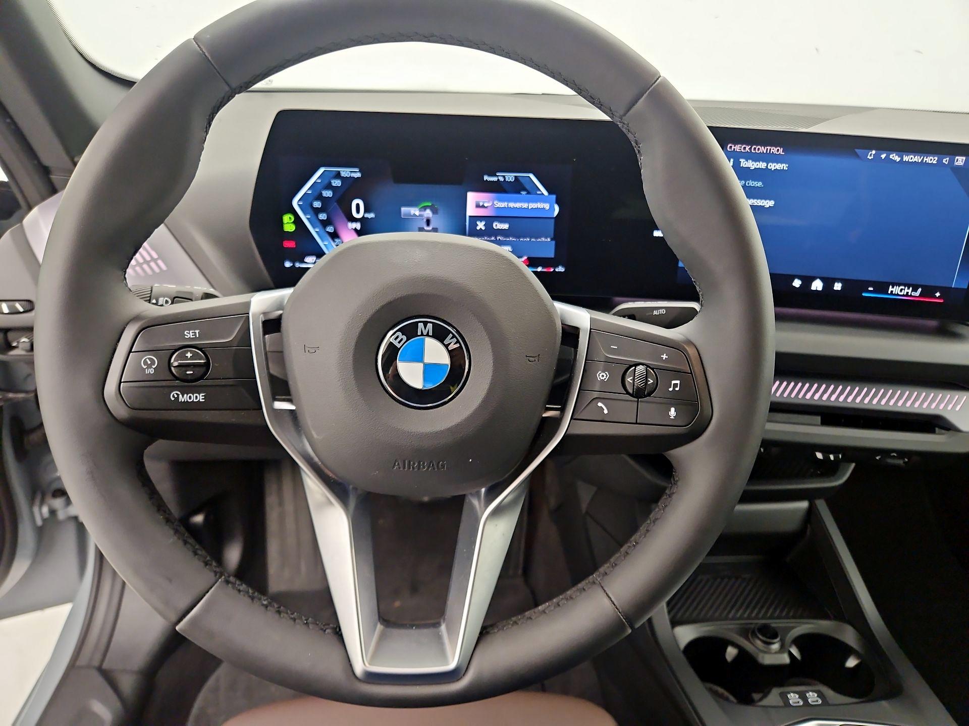 Thumbnail: 2025 BMW 2 Series - 10