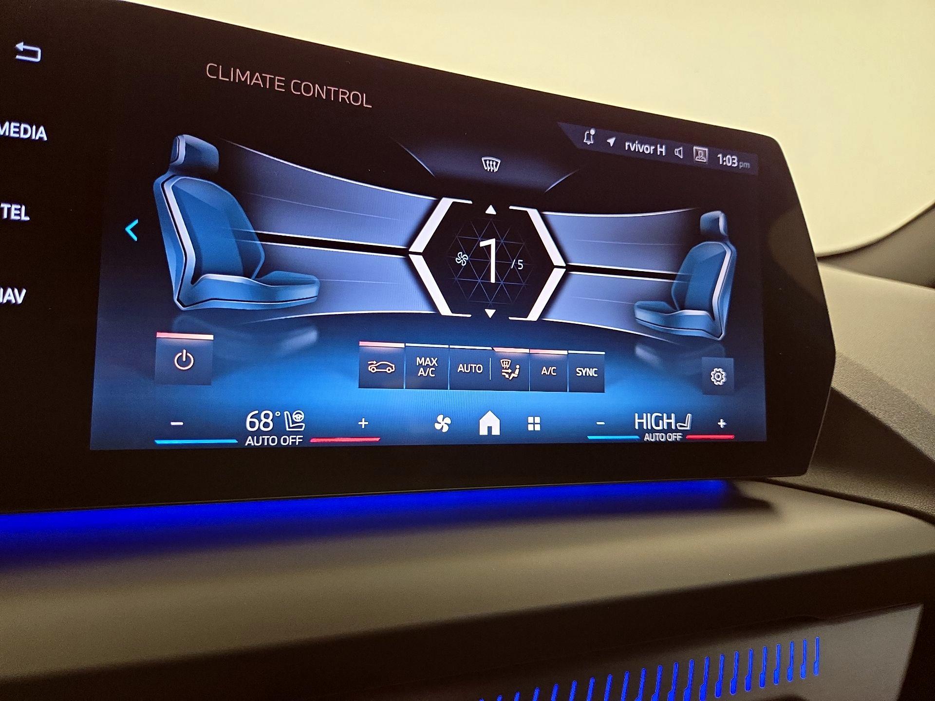 Thumbnail: 2025 BMW 2 Series - 15