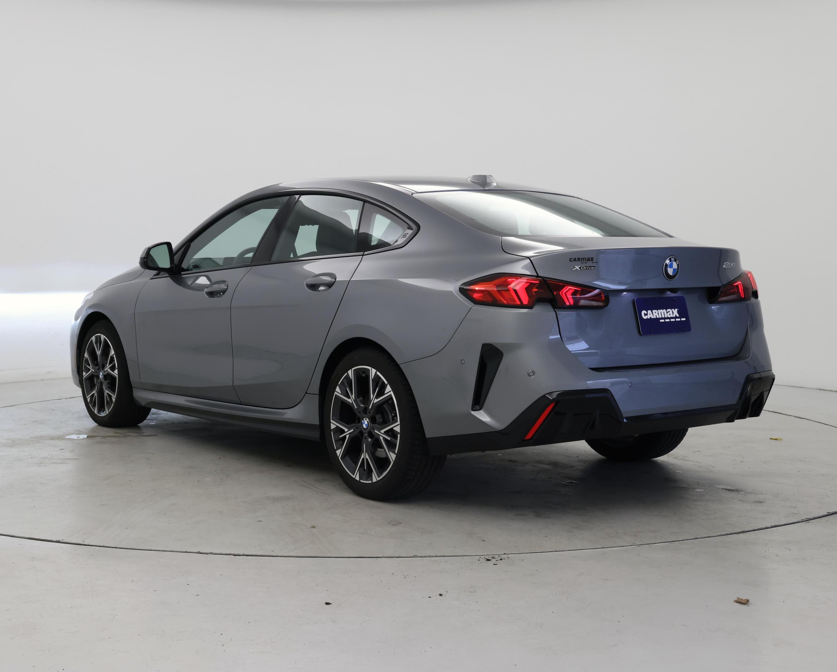 Thumbnail: 2025 BMW 2 Series - 2