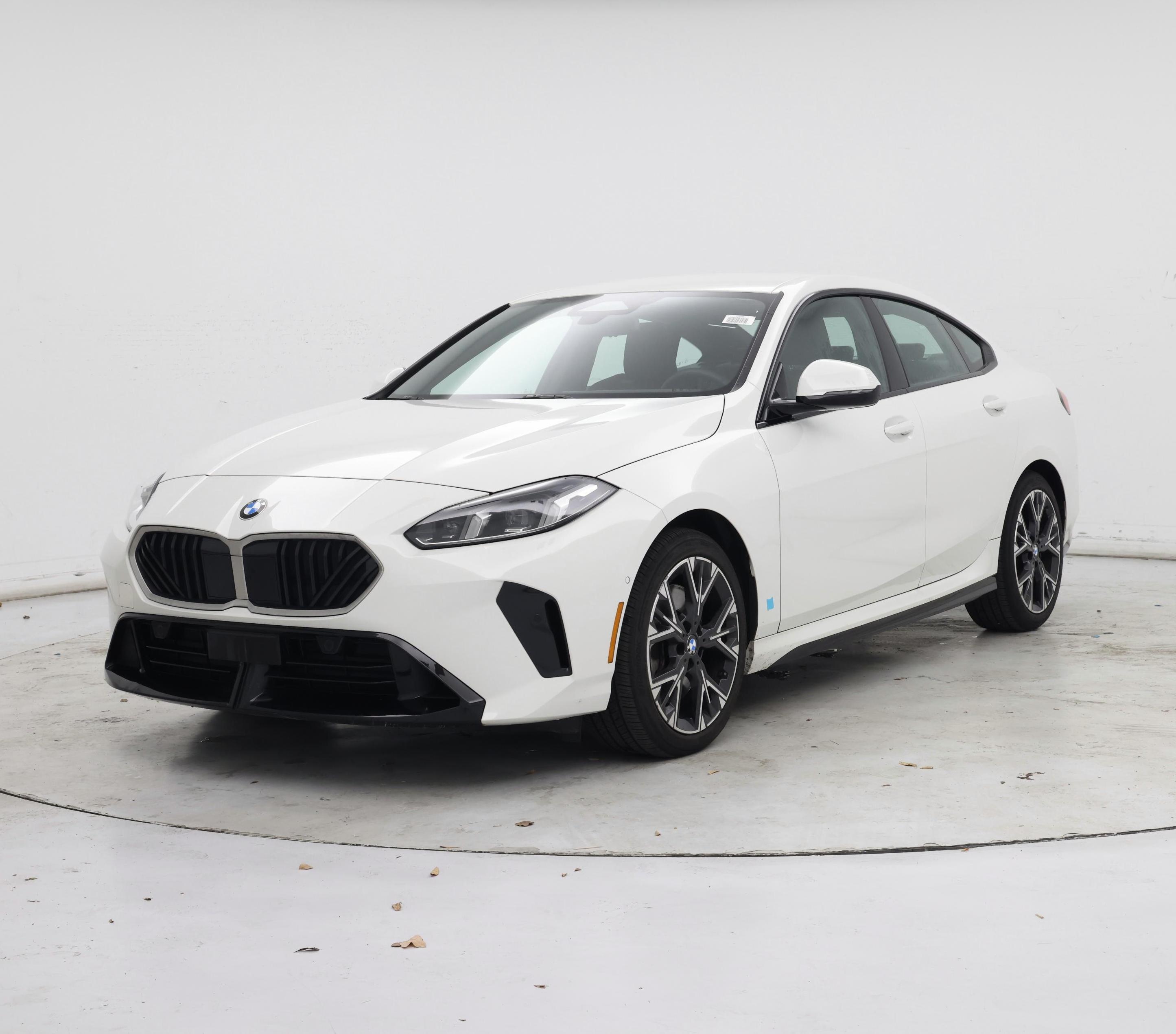 Thumbnail: 2025 BMW 2 Series - 4