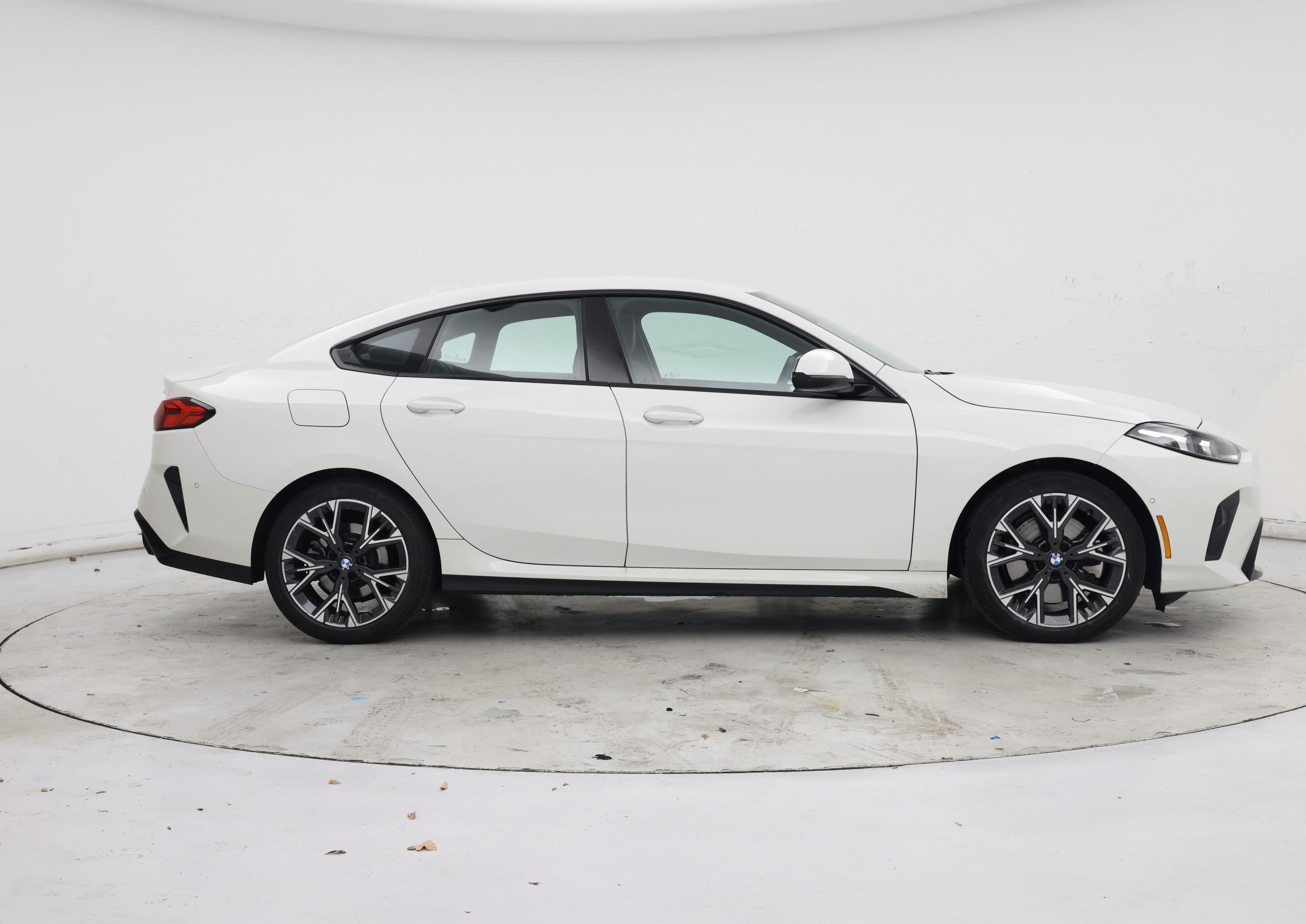 Thumbnail: 2025 BMW 2 Series - 7