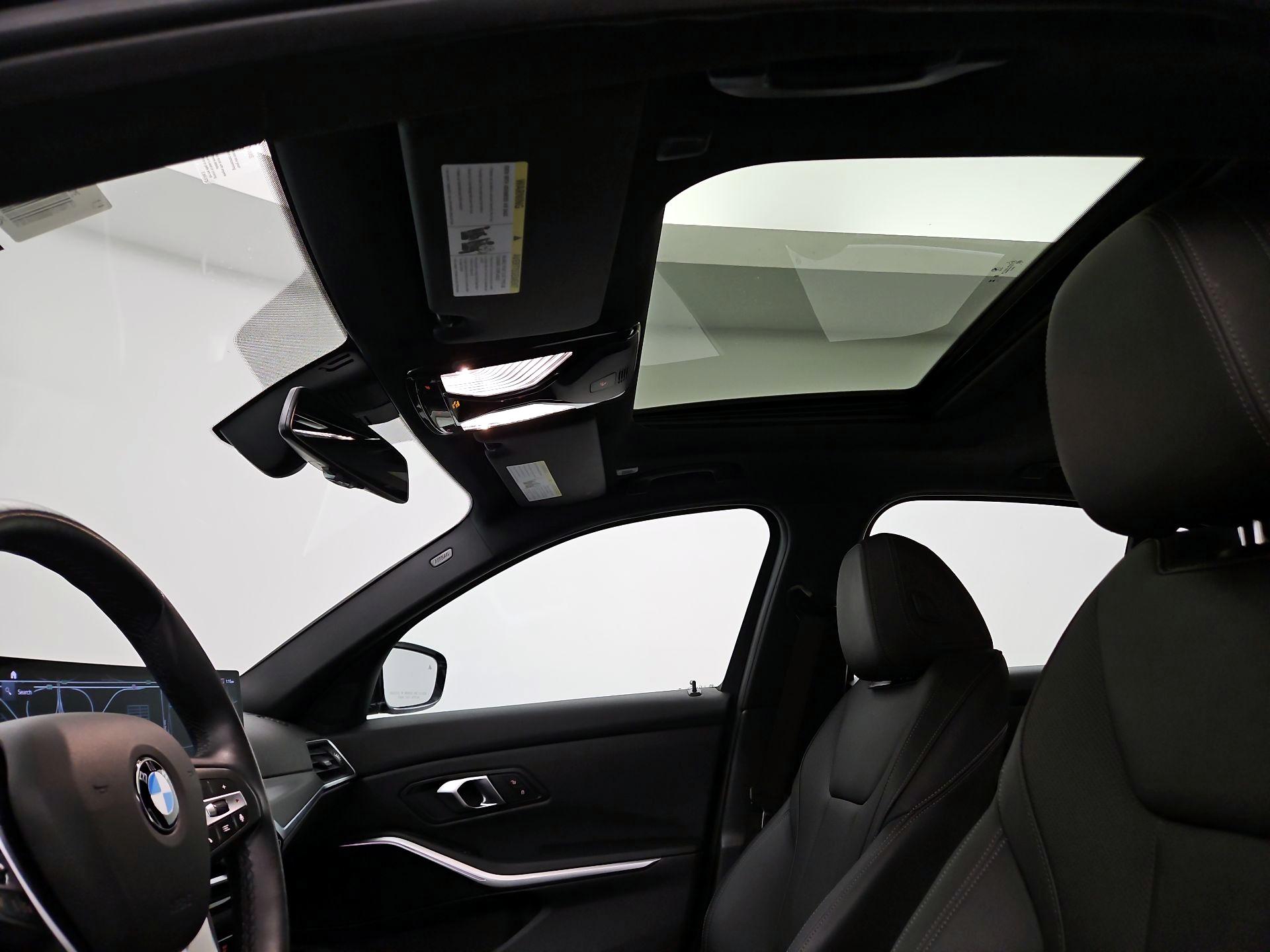 Thumbnail: 2024 BMW 3 Series - 20