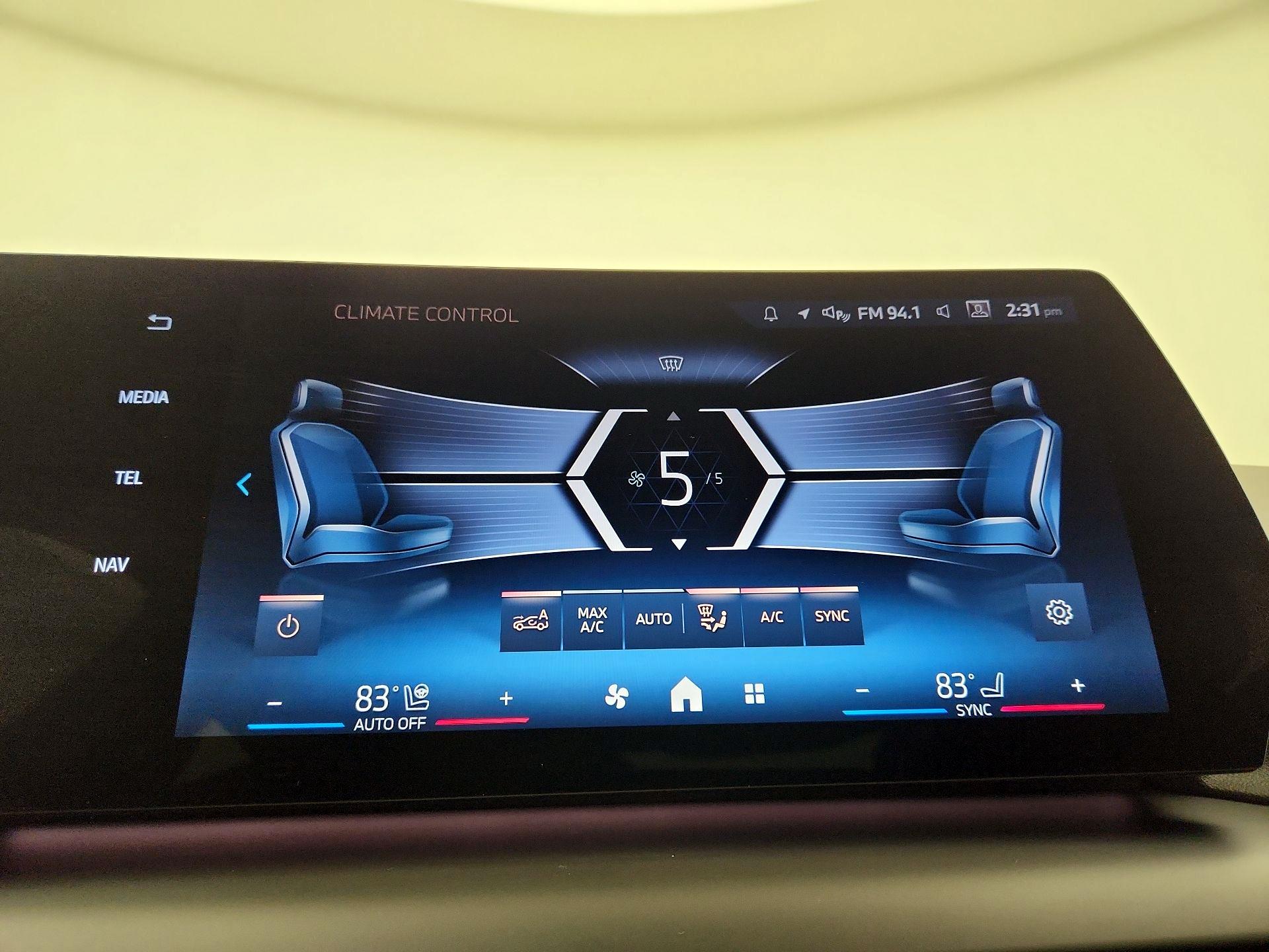 Thumbnail: 2025 BMW 2 Series - 16