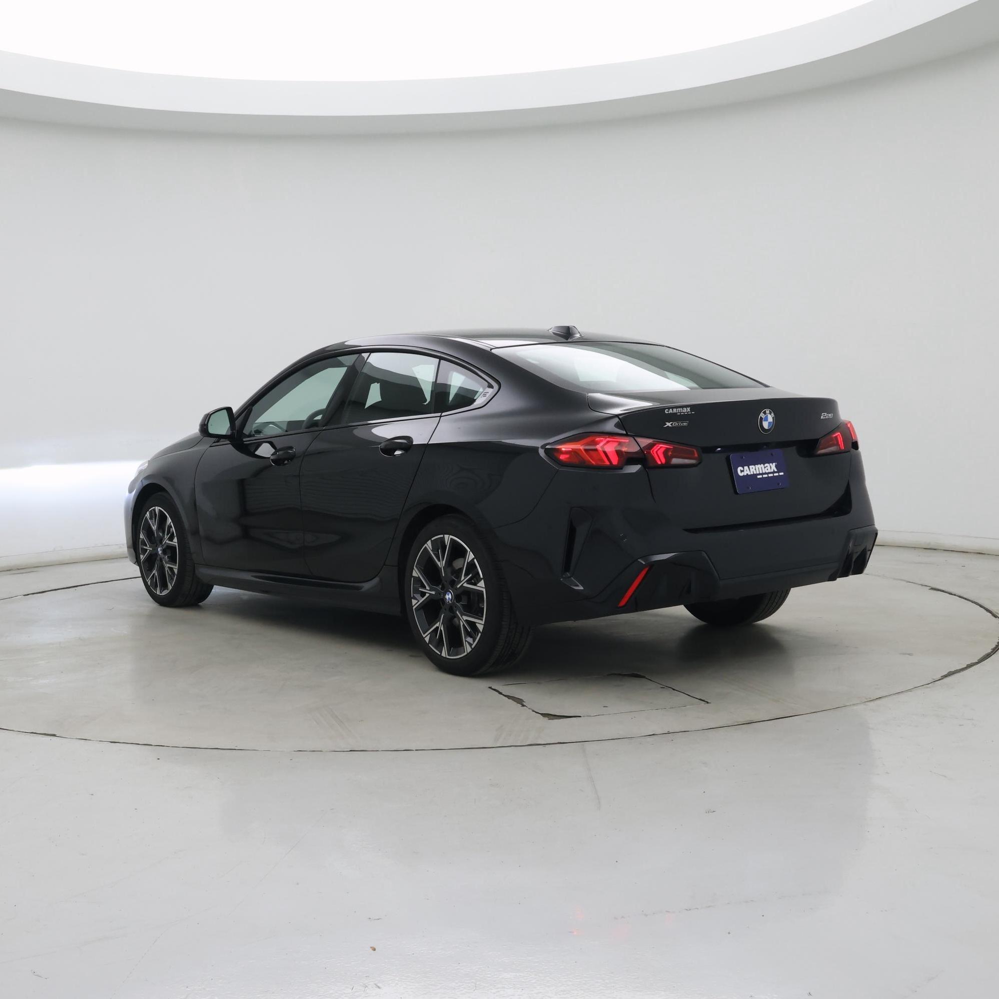 Thumbnail: 2025 BMW 2 Series - 2