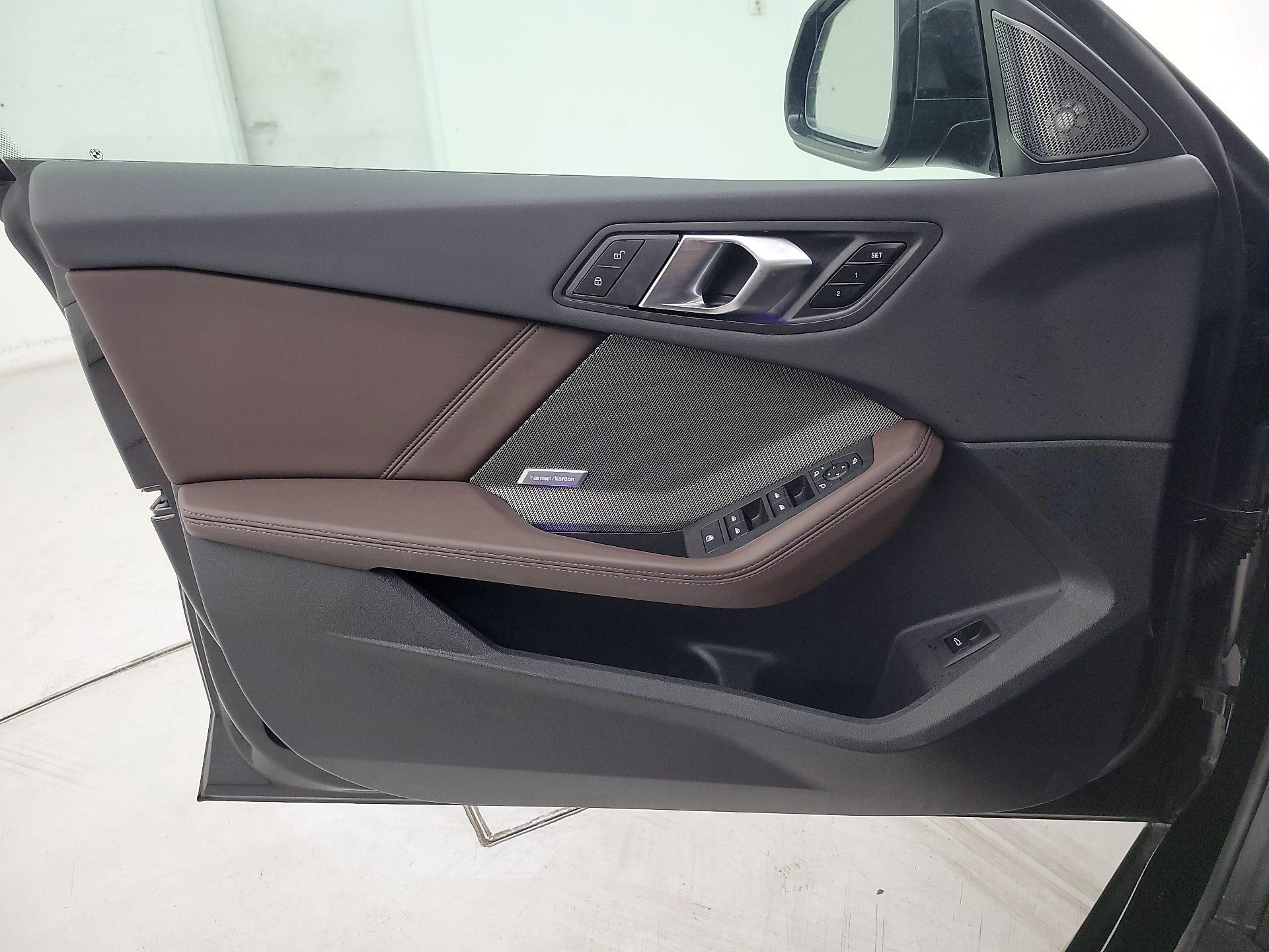 Thumbnail: 2025 BMW 2 Series - 12