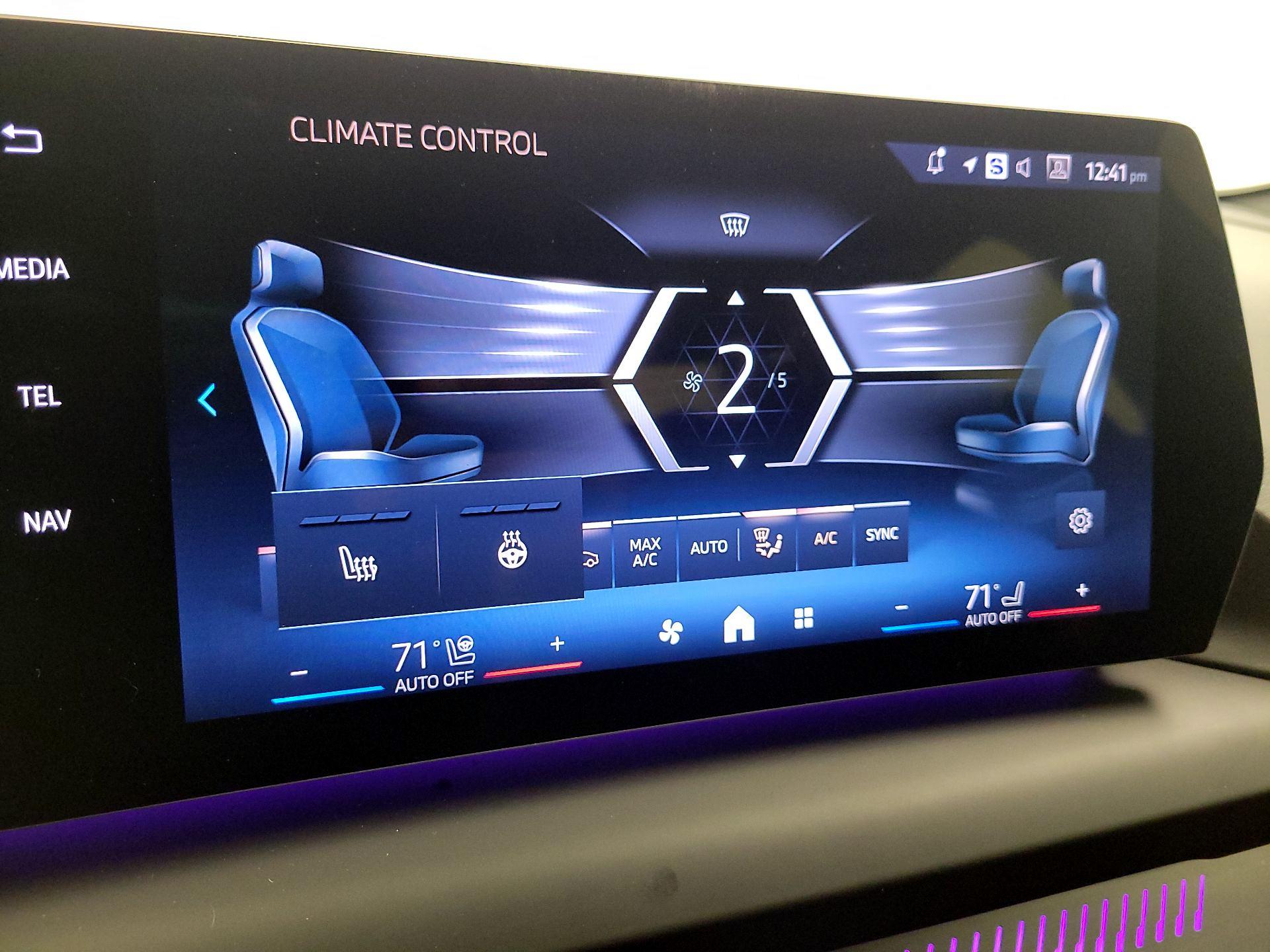 Thumbnail: 2025 BMW 2 Series - 15