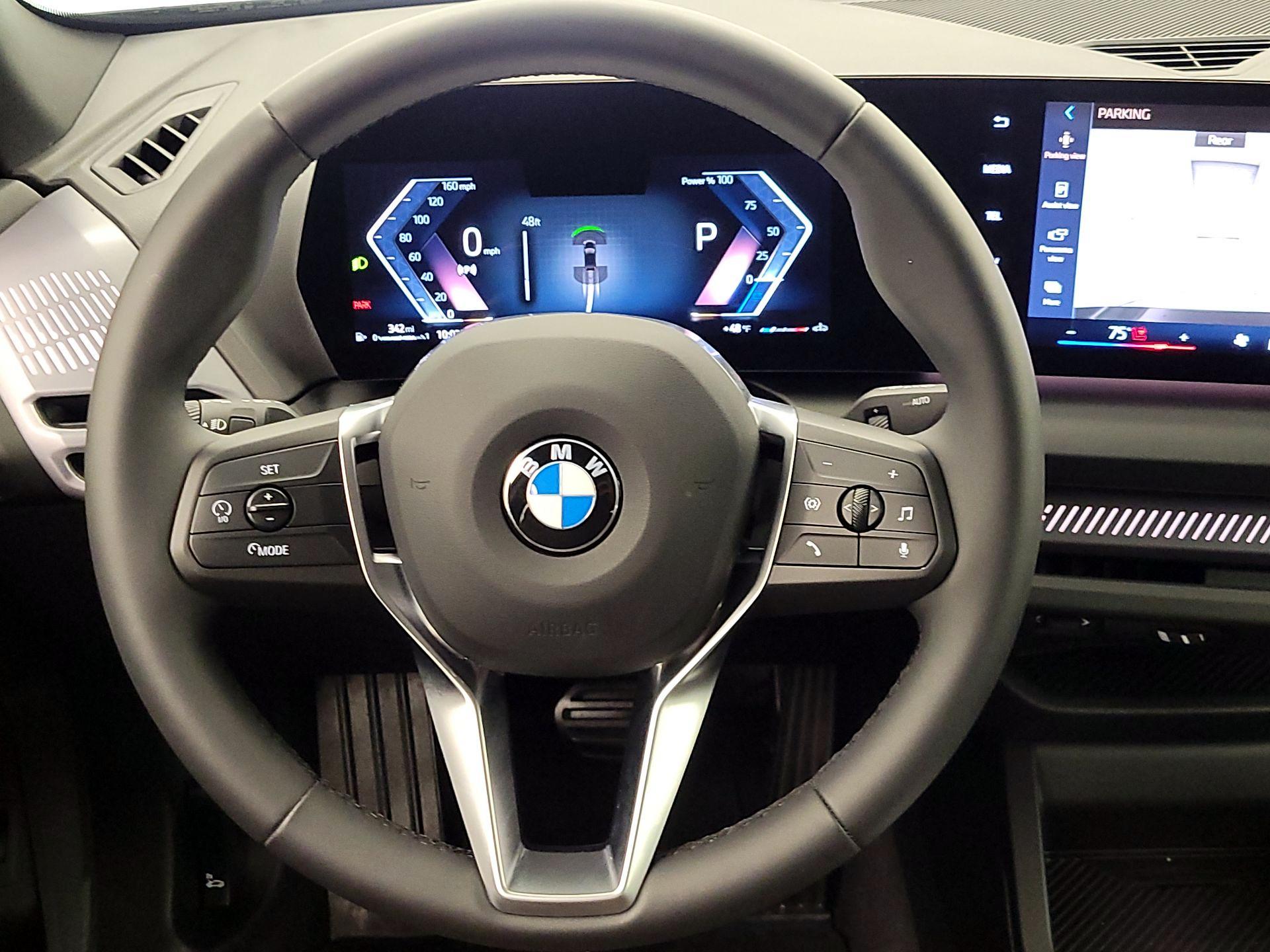 Thumbnail: 2025 BMW 2 Series - 10