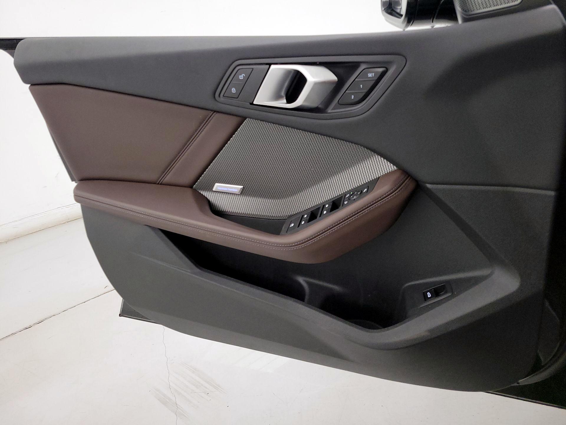 Thumbnail: 2025 BMW 2 Series - 12