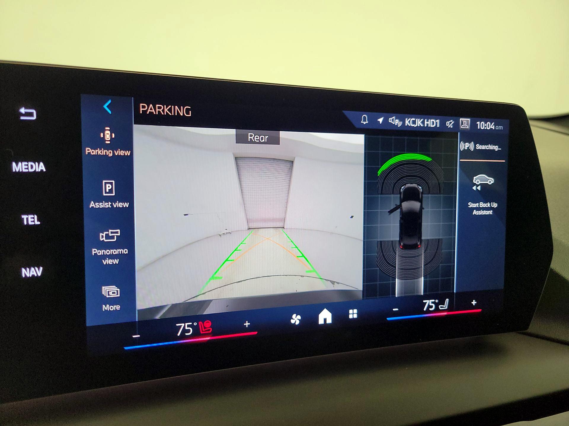 Thumbnail: 2025 BMW 2 Series - 13