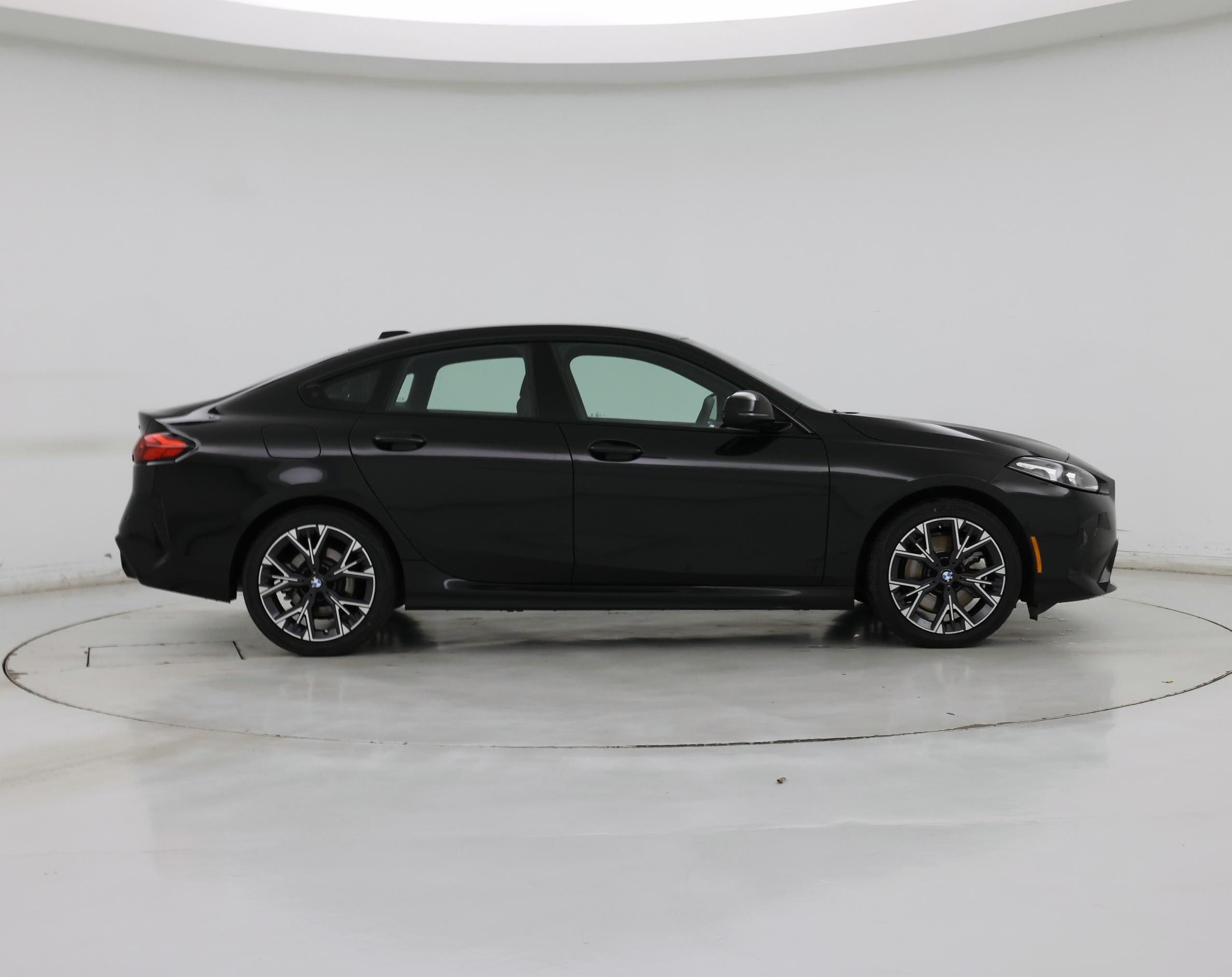 Thumbnail: 2025 BMW 2 Series - 7