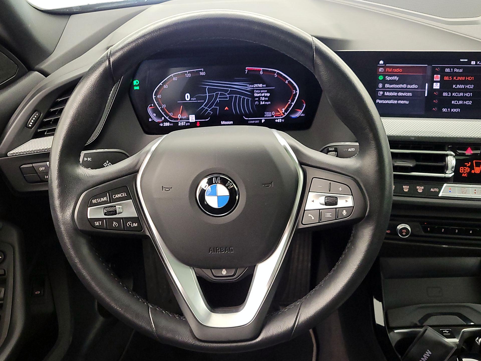 Thumbnail: 2024 BMW 2 Series - 10