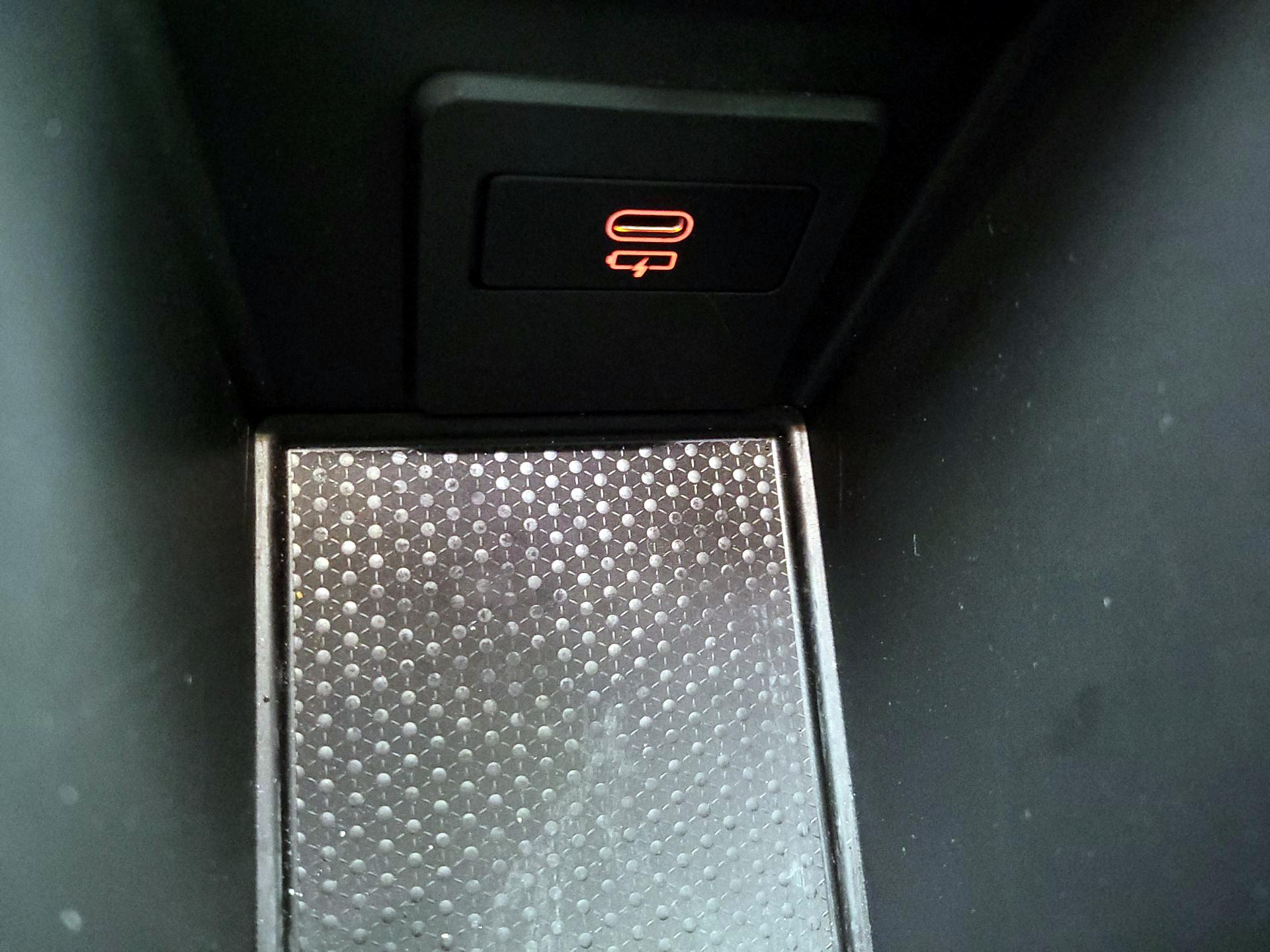 Thumbnail: 2024 BMW 2 Series - 18