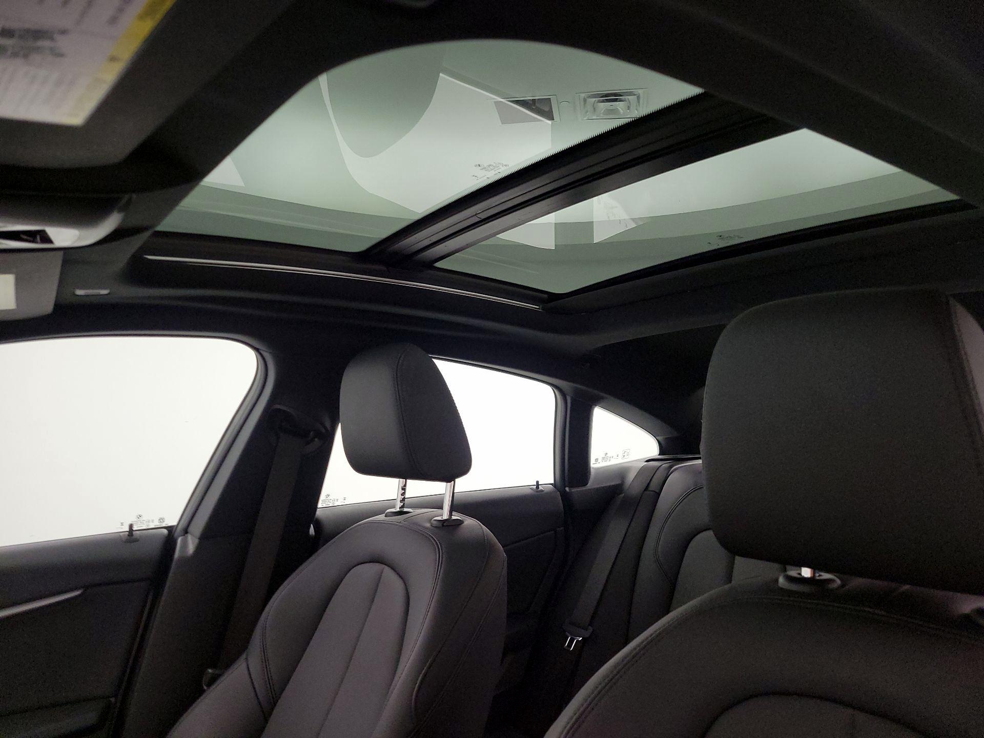 Thumbnail: 2024 BMW 2 Series - 19