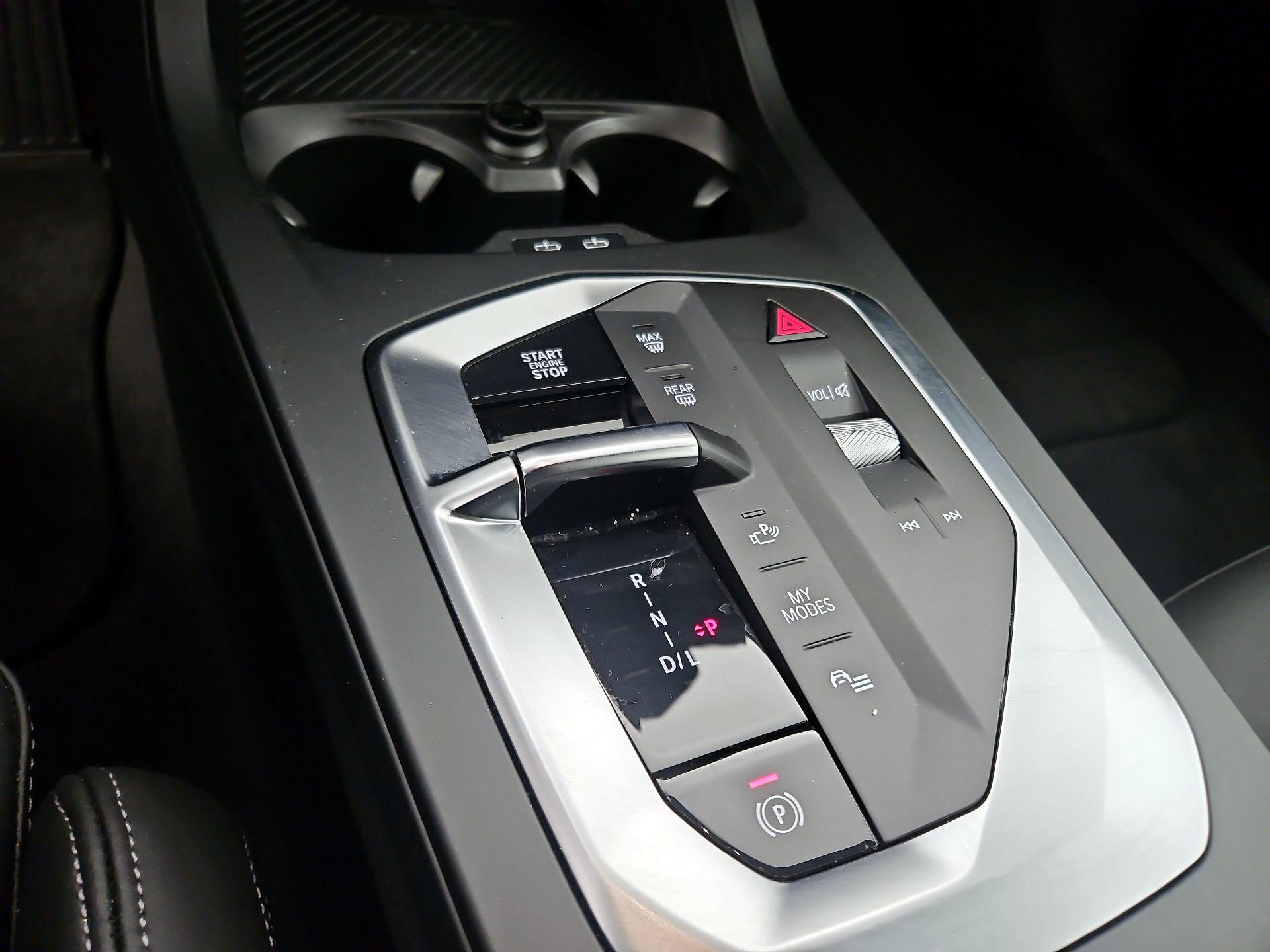 Thumbnail: 2025 BMW 2 Series - 16