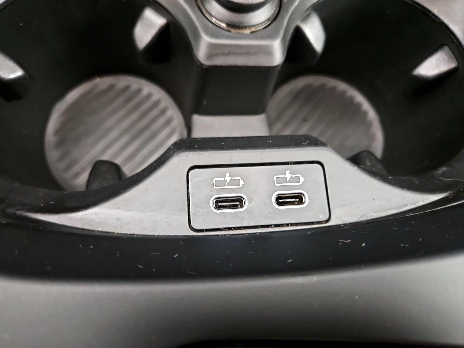 Thumbnail: 2025 BMW 2 Series - 17