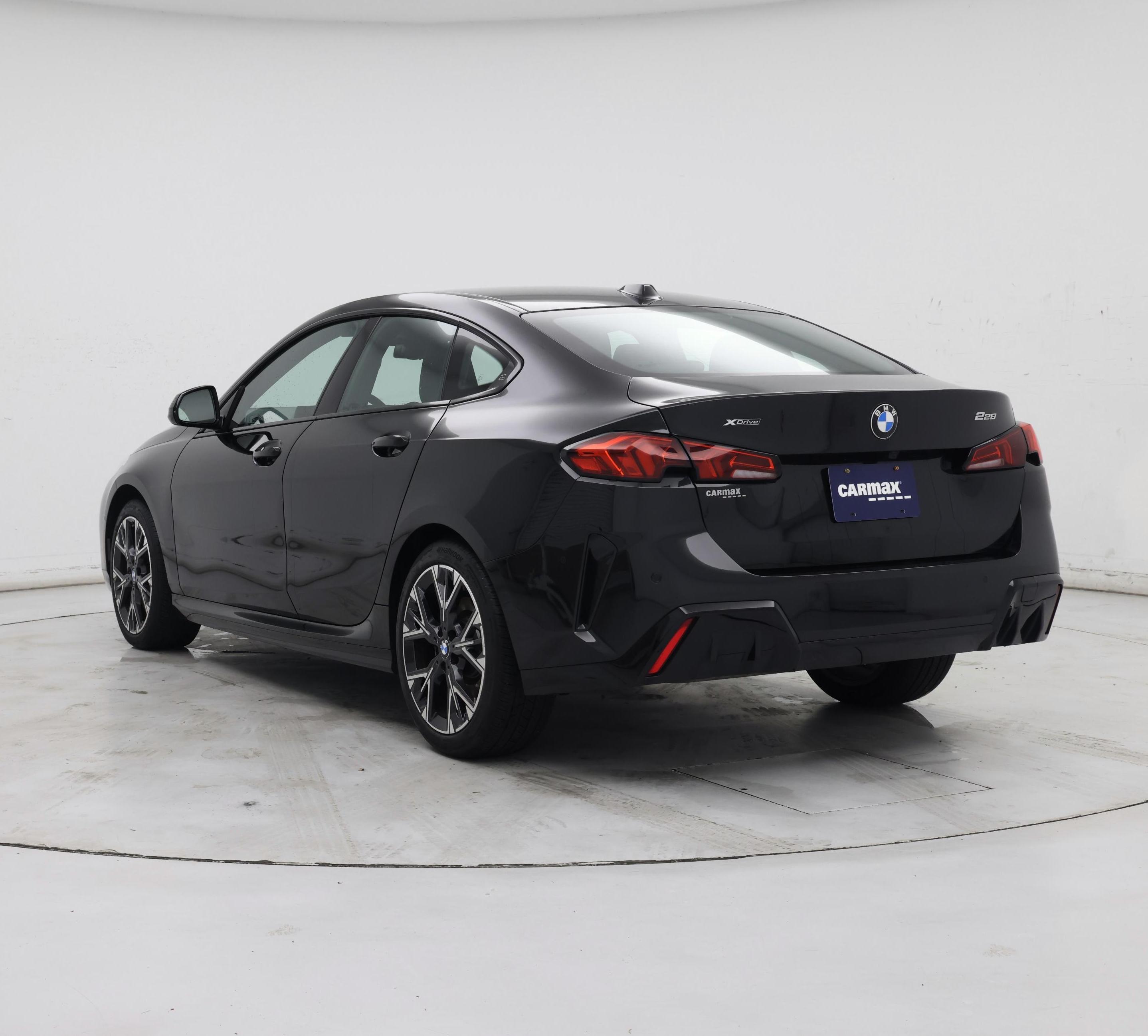 Thumbnail: 2025 BMW 2 Series - 2