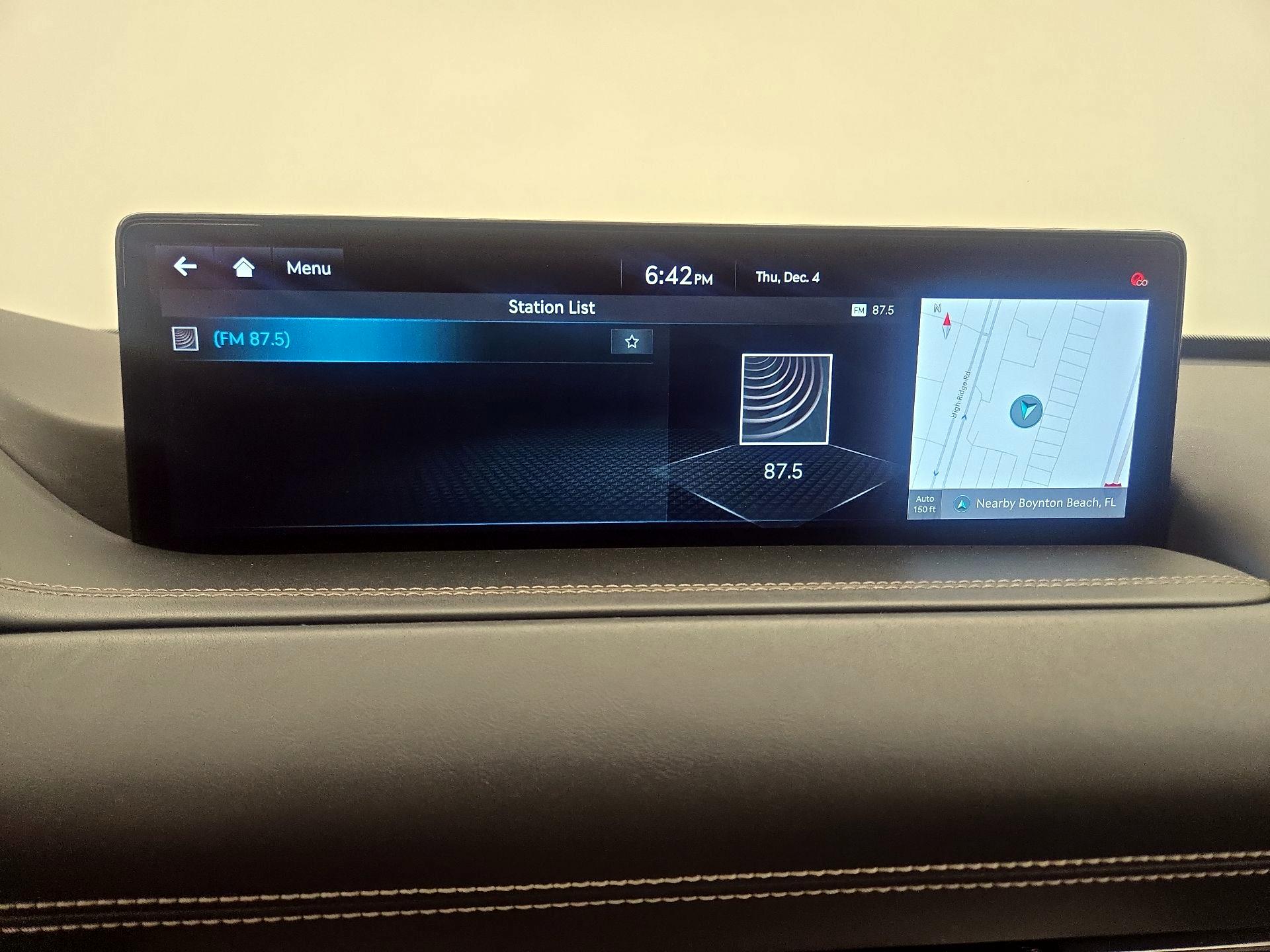 Thumbnail: 2024 Genesis GV80 - 16