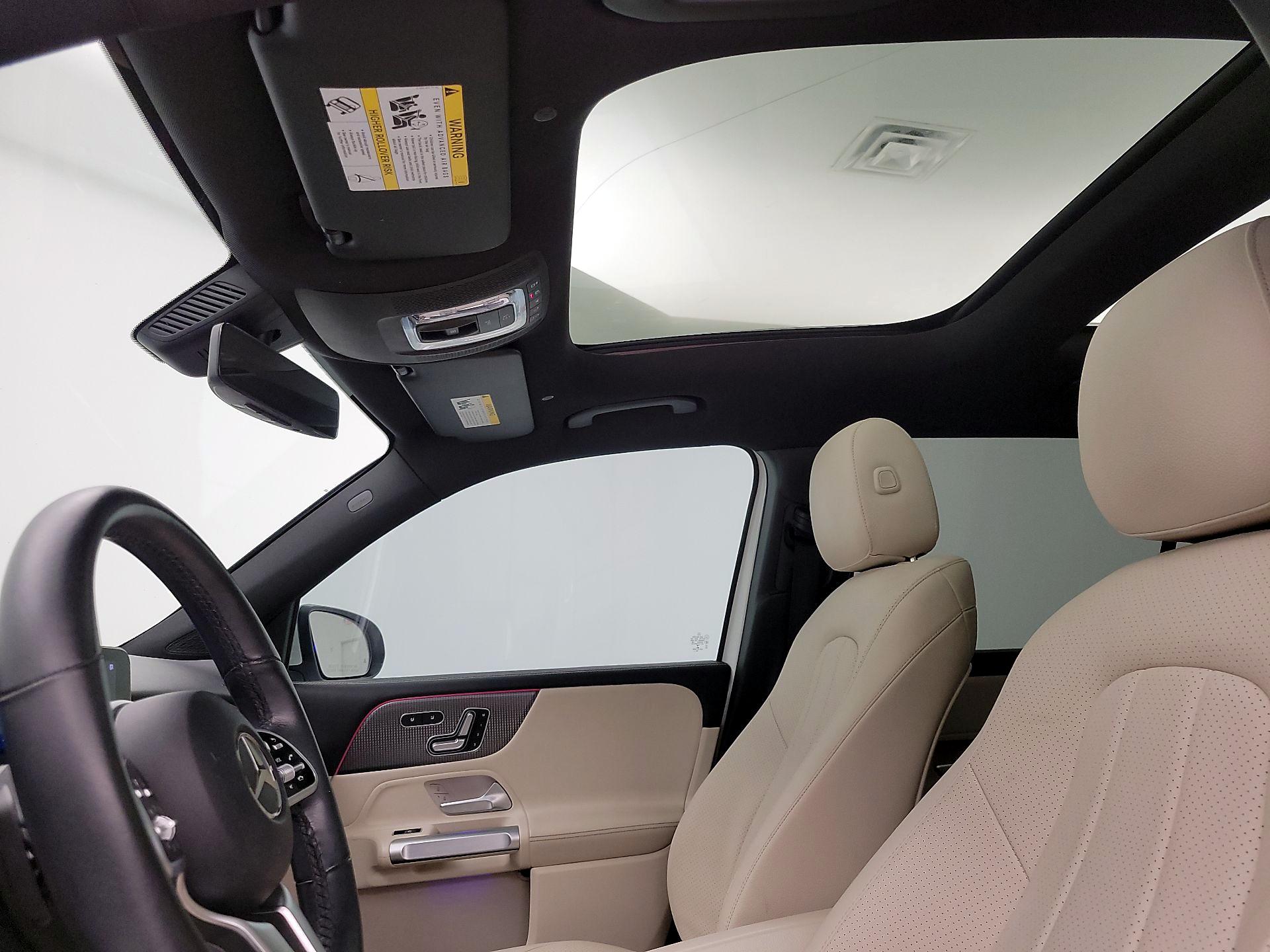 Thumbnail: 2021 Mercedes-Benz GLB - 19