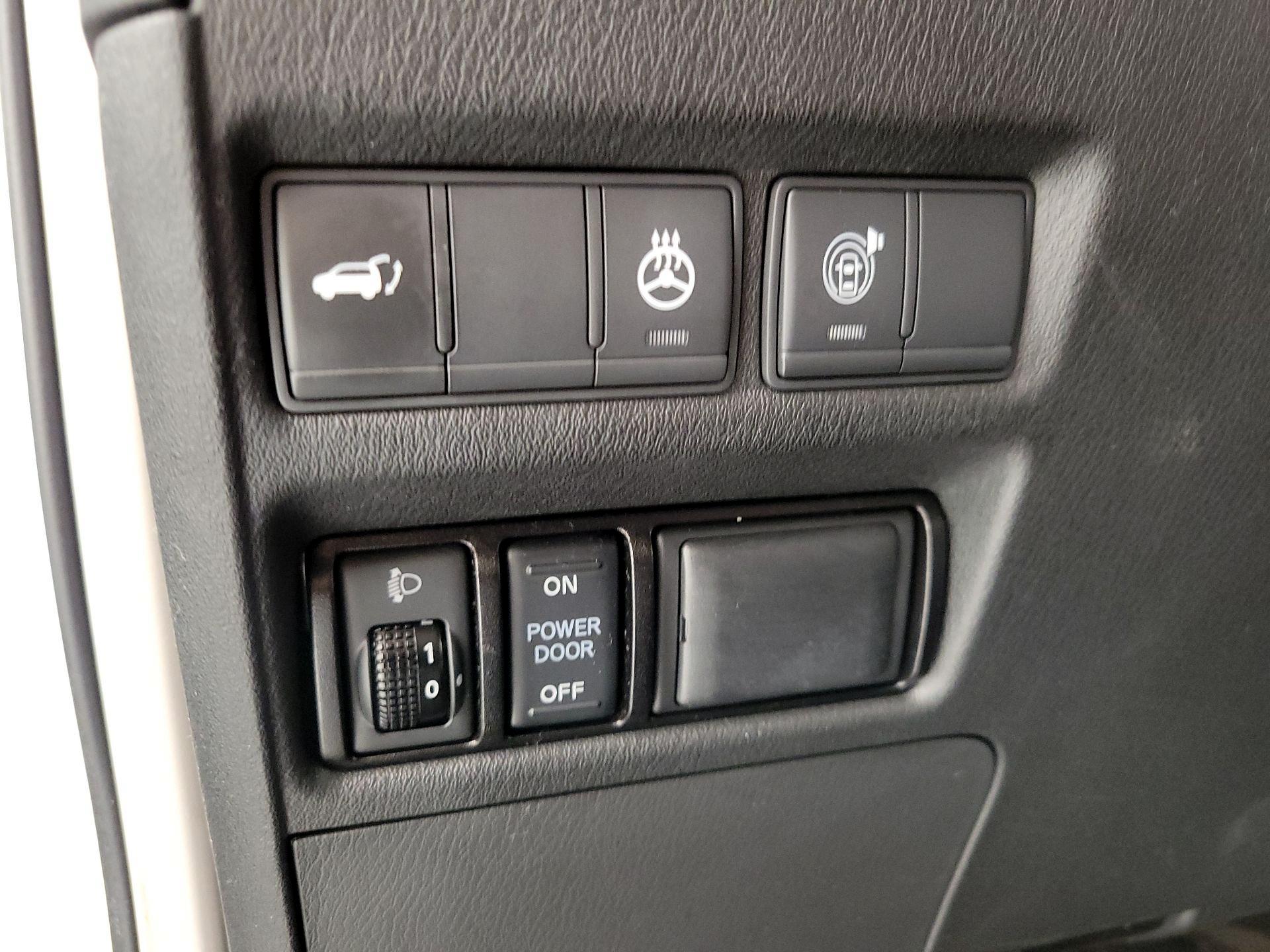 Thumbnail: 2018 Nissan Armada - 13