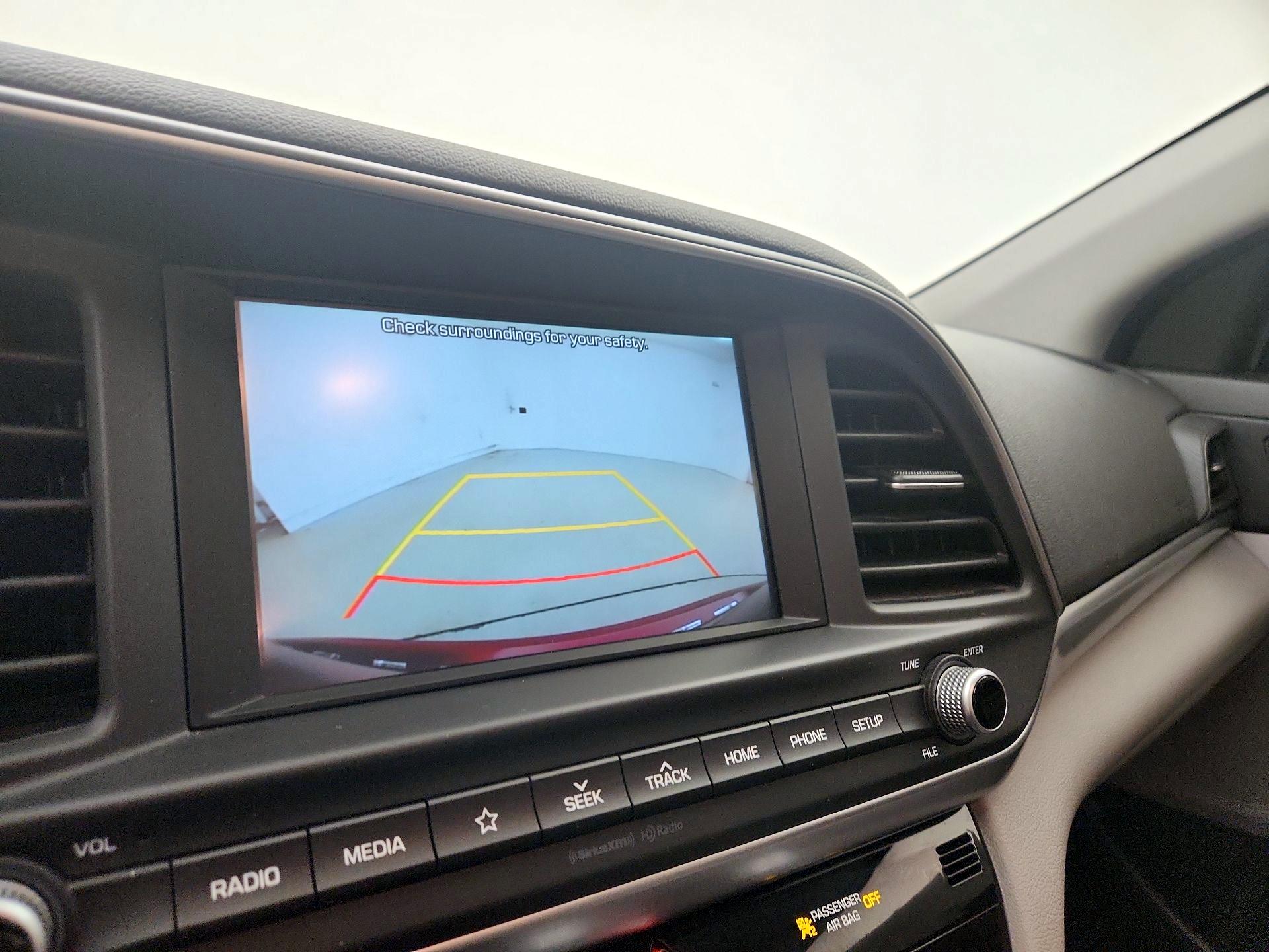 Thumbnail: 2020 Hyundai Elantra - 14