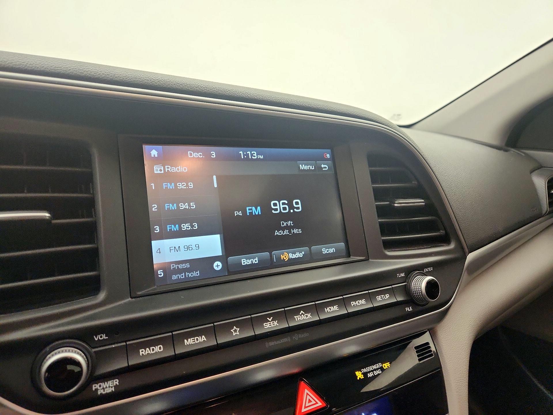 Thumbnail: 2020 Hyundai Elantra - 15