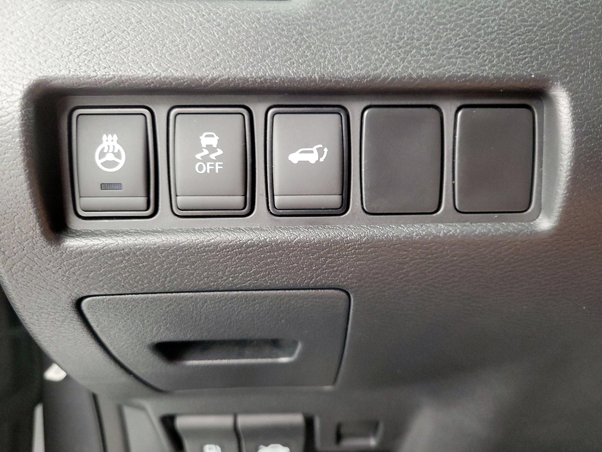 Thumbnail: 2018 Nissan Murano - 13