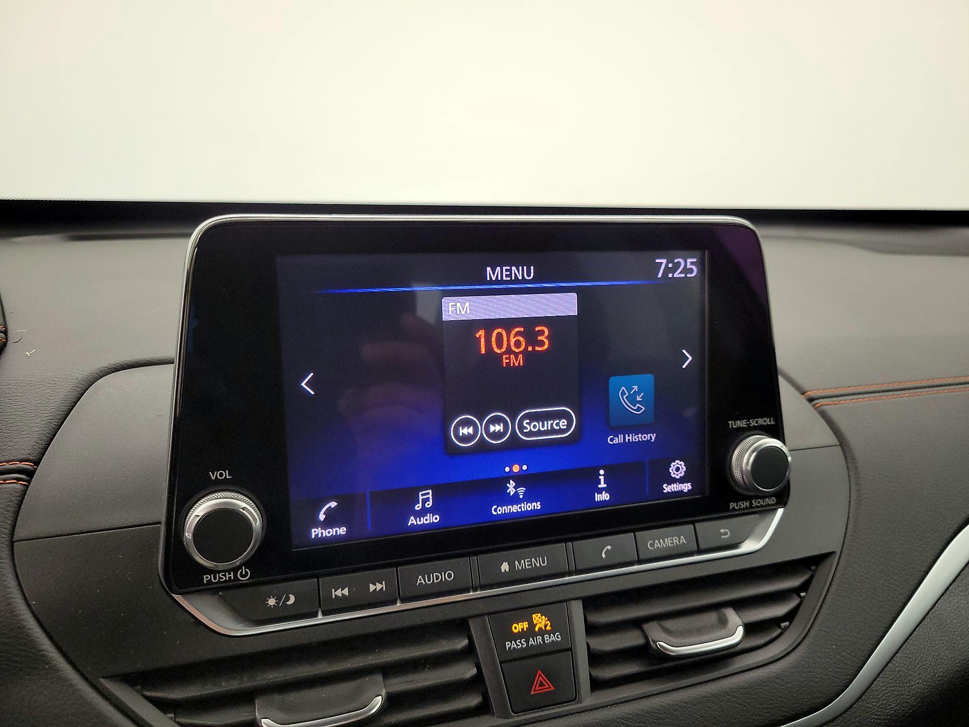 Thumbnail: 2021 Nissan Altima - 15