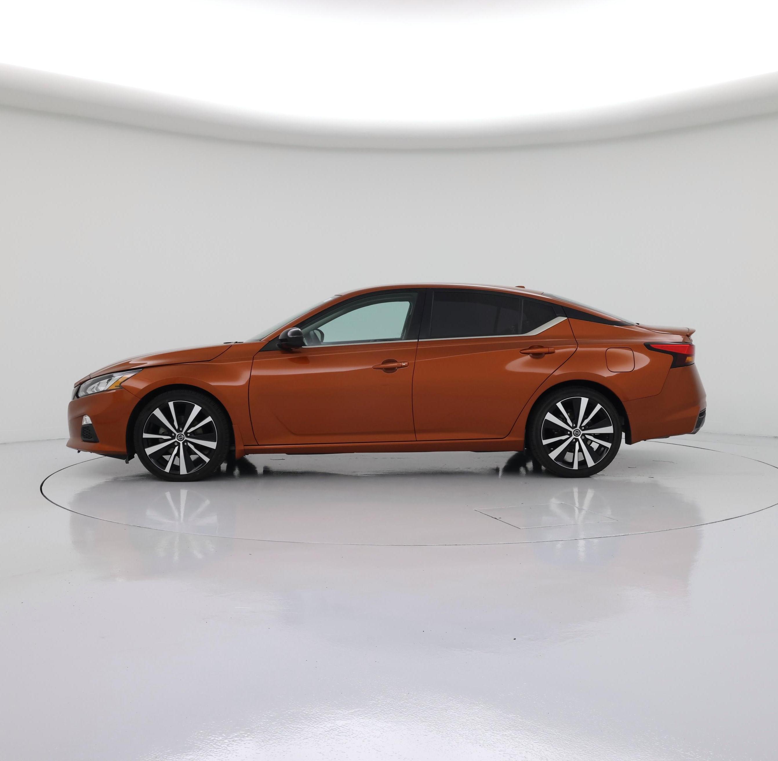 Thumbnail: 2021 Nissan Altima - 3