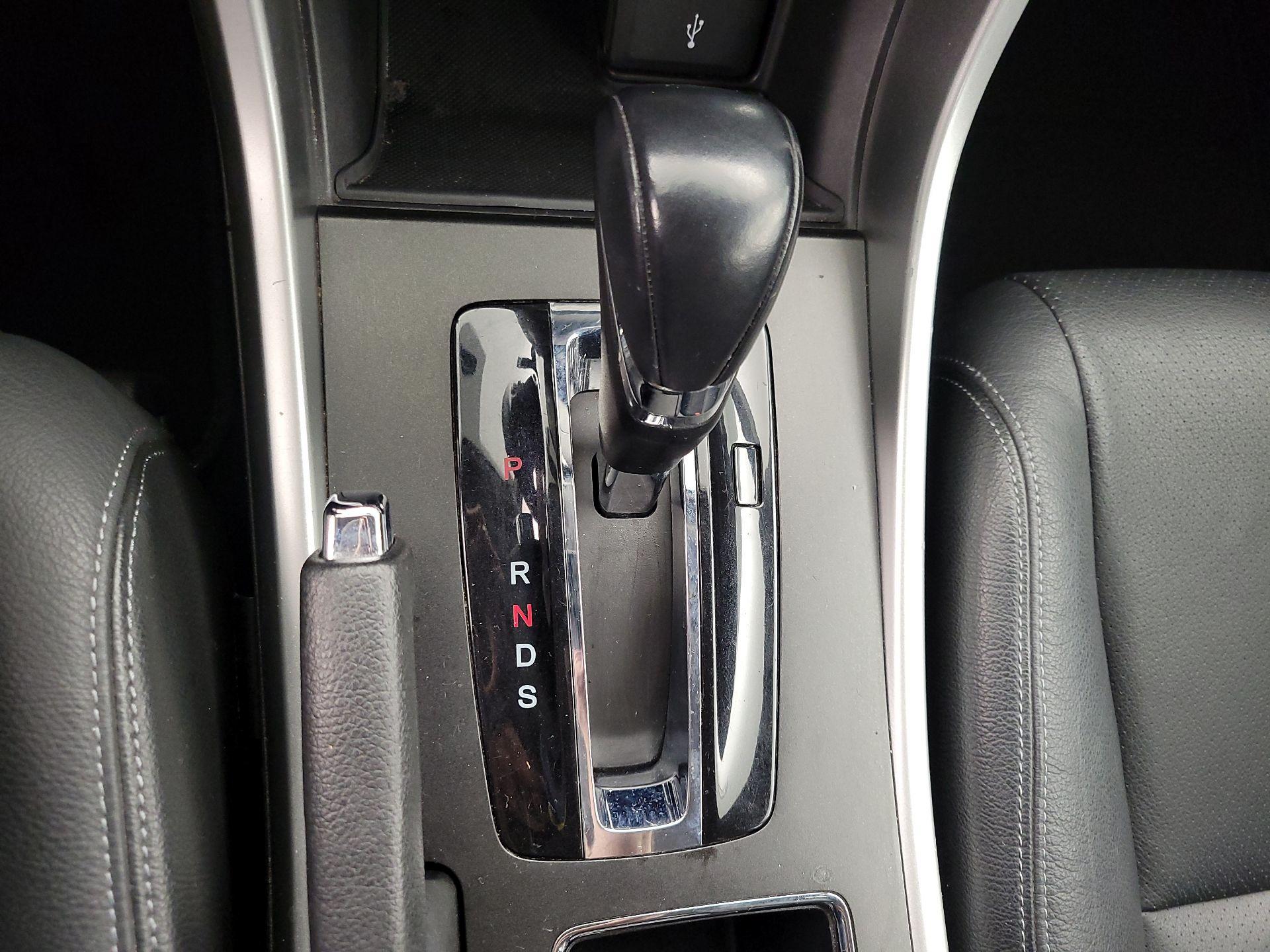 Thumbnail: 2015 Honda Accord - 17