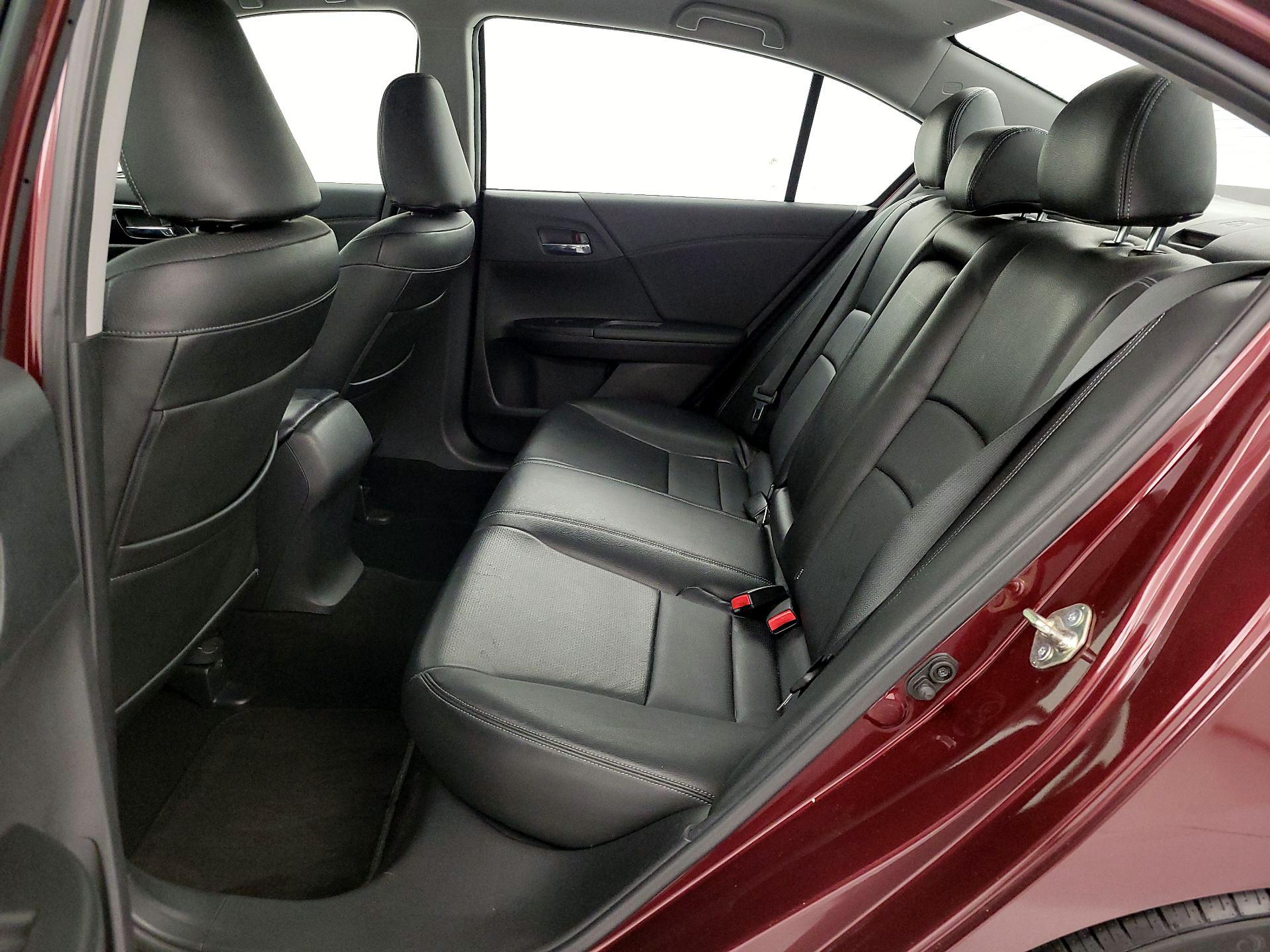 Thumbnail: 2015 Honda Accord - 19