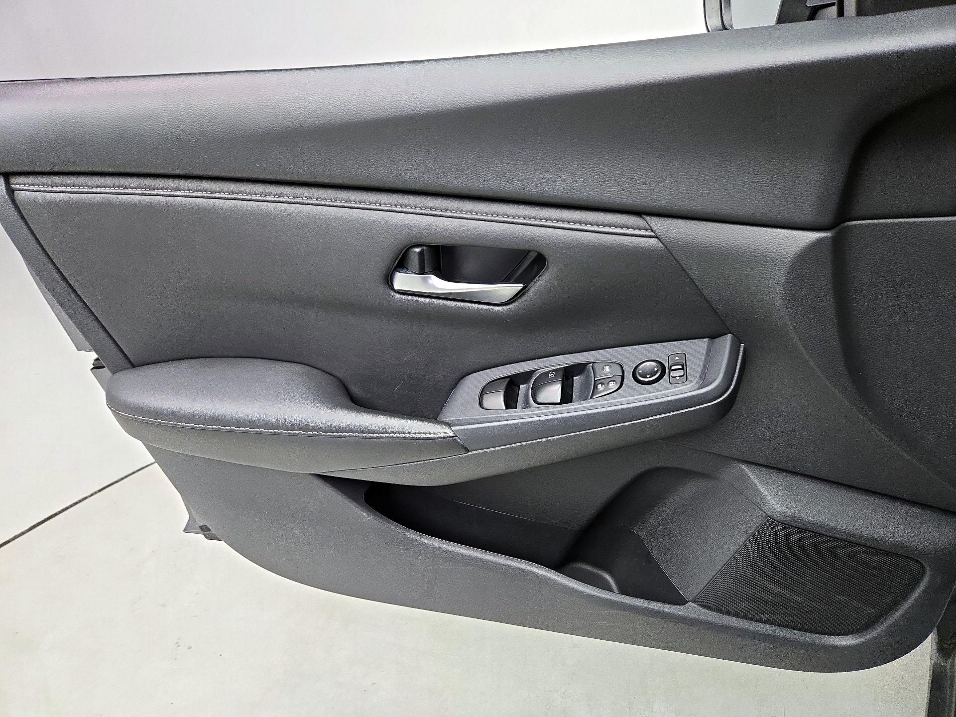 Thumbnail: 2024 Nissan Sentra - 12