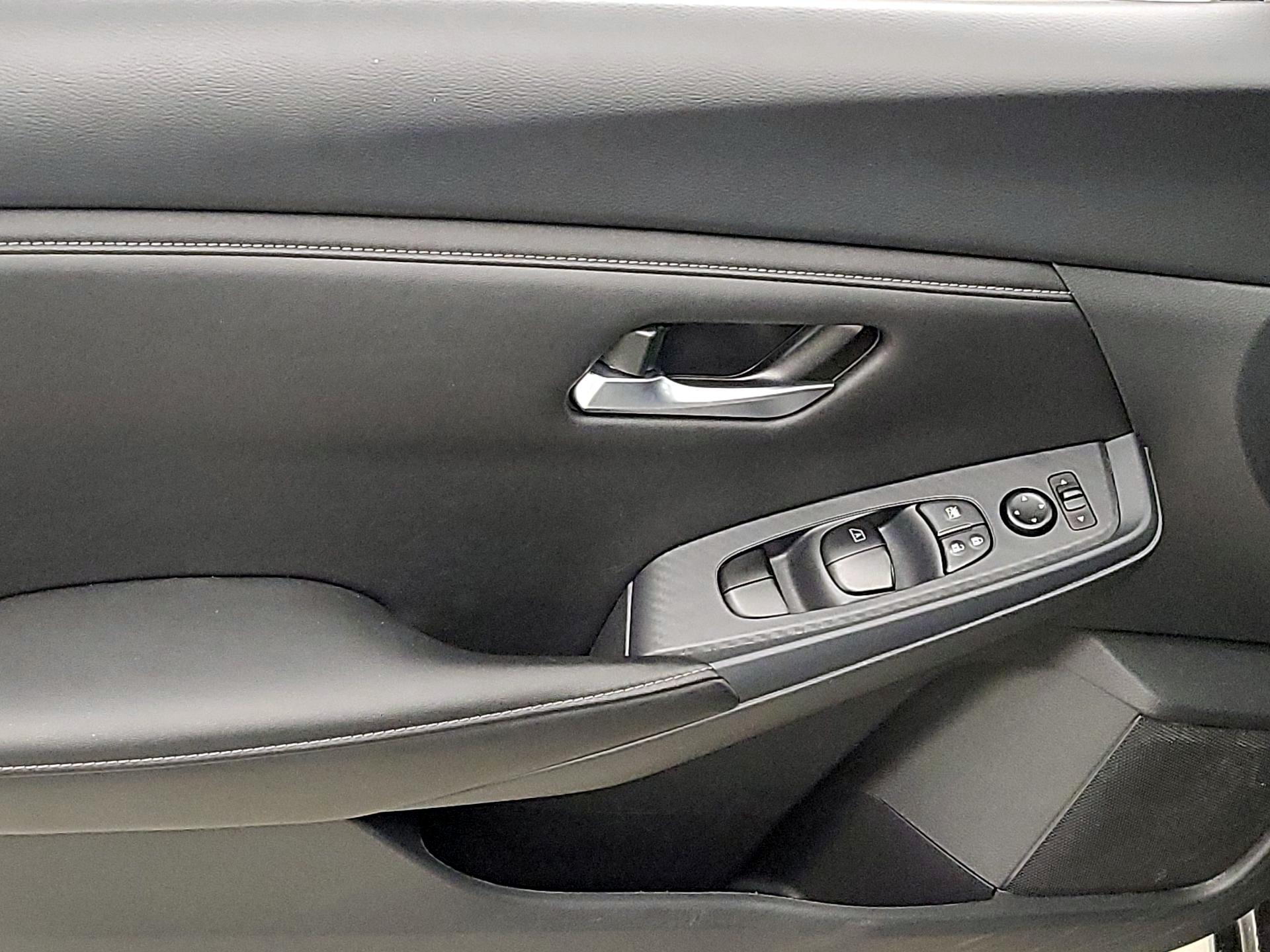 Thumbnail: 2024 Nissan Sentra - 12