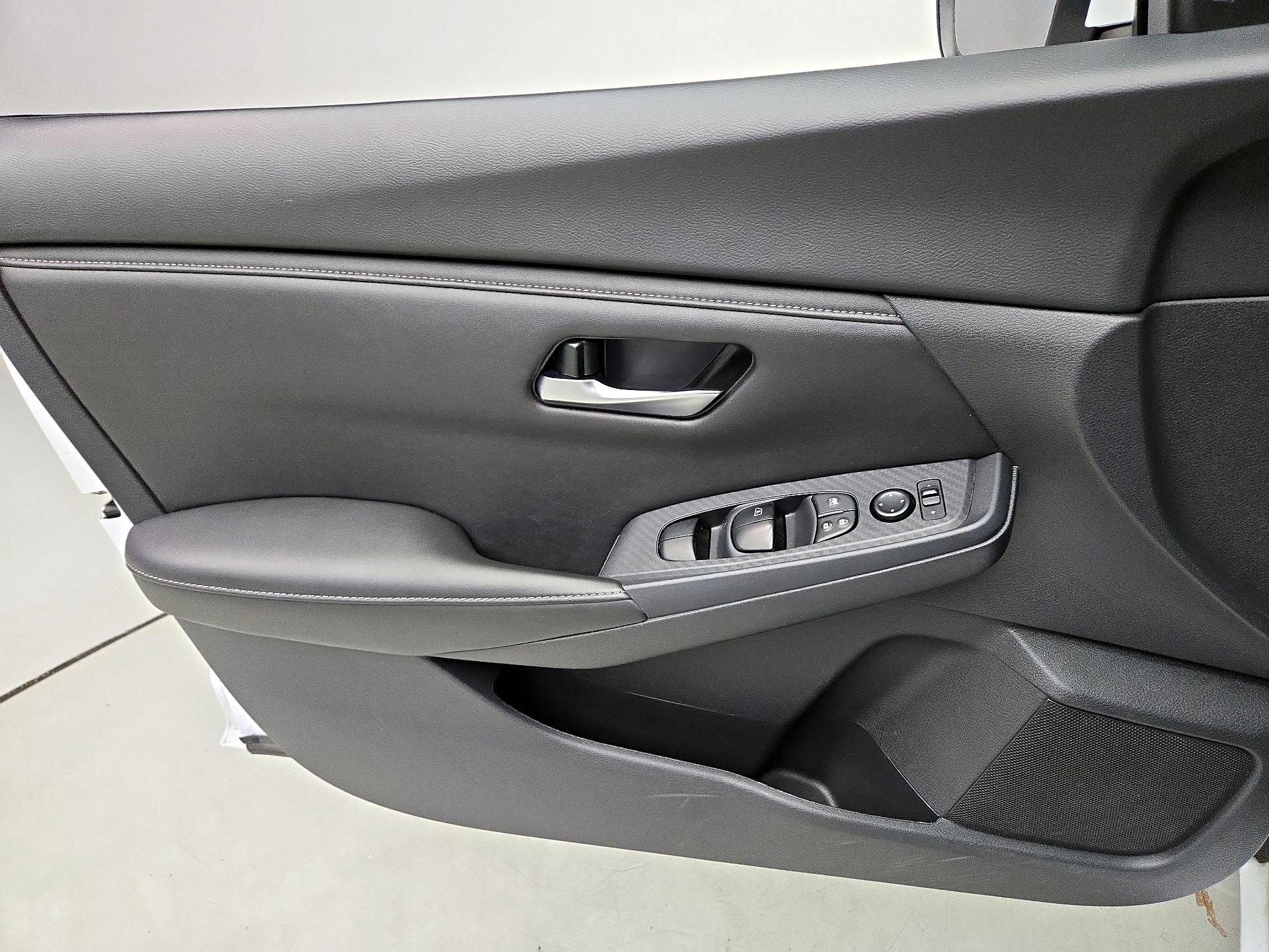 Thumbnail: 2024 Nissan Sentra - 12