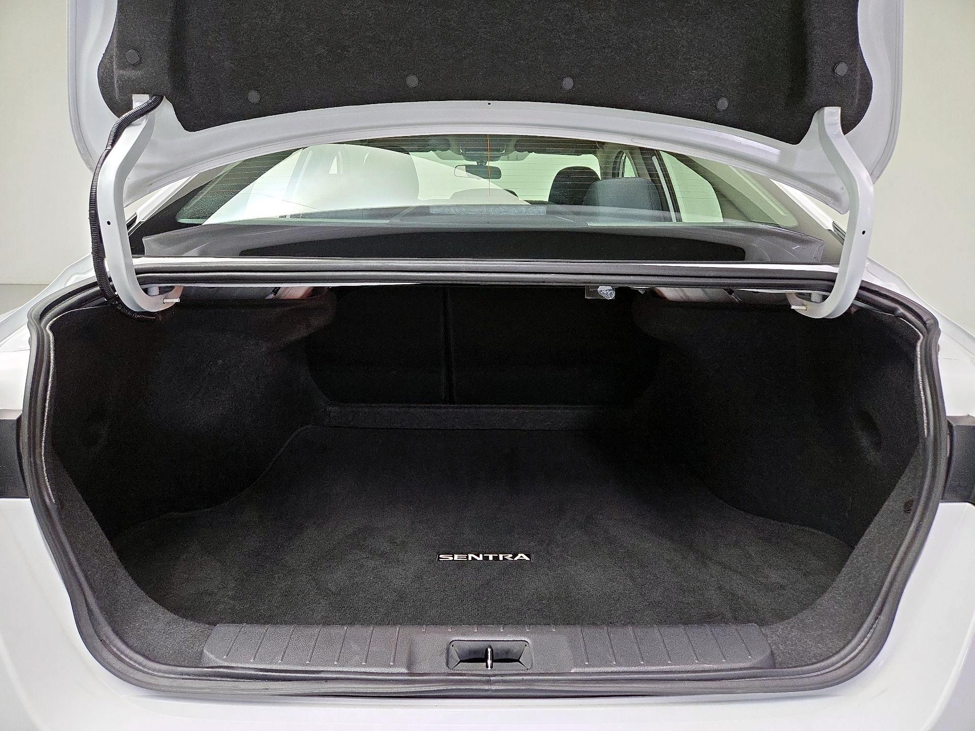 Thumbnail: 2024 Nissan Sentra - 20