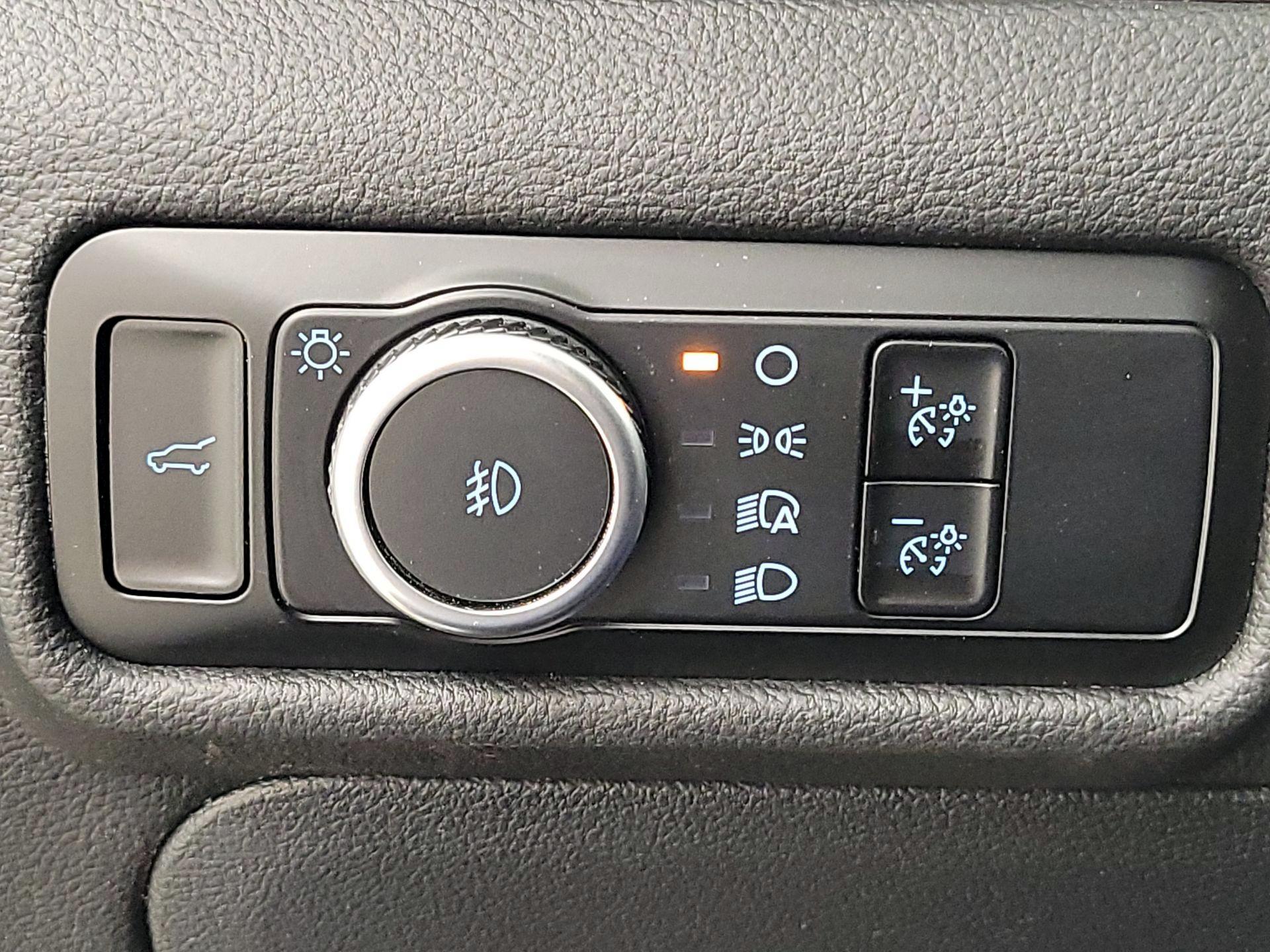 Thumbnail: 2024 Ford Explorer - 13