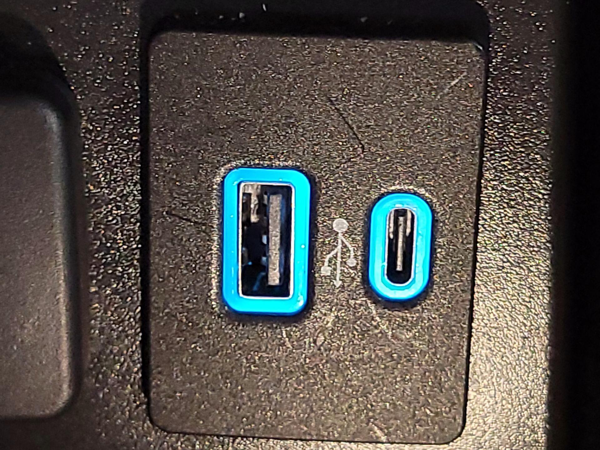 Thumbnail: 2024 Ford Explorer - 19