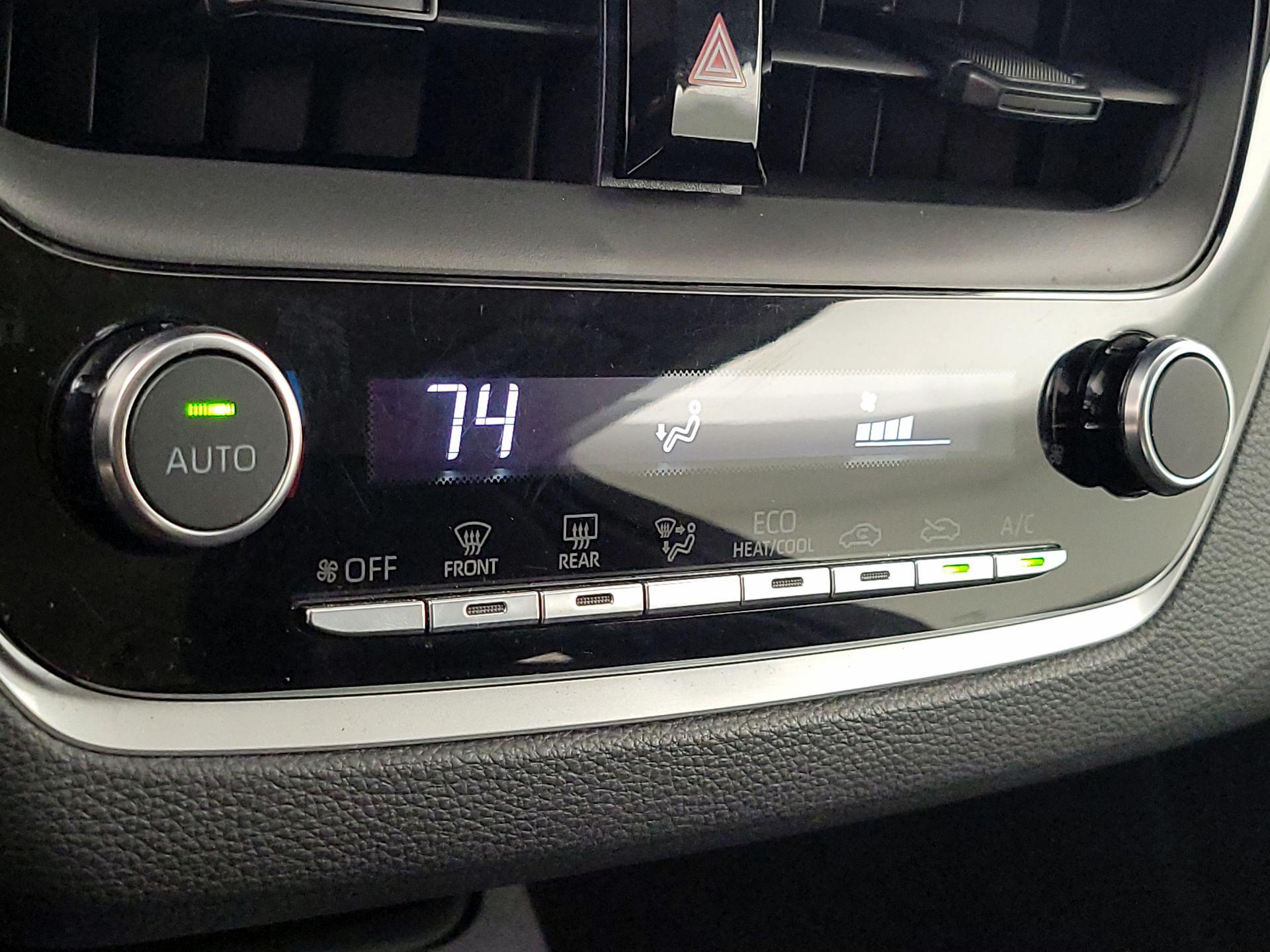 Thumbnail: 2024 Toyota Corolla - 16