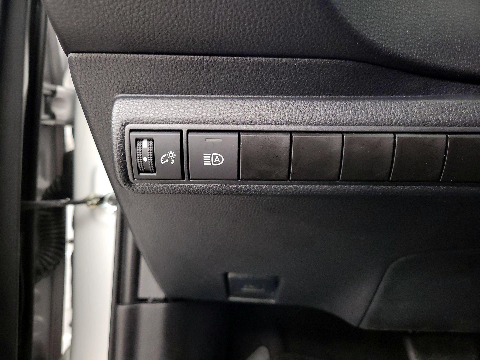 Thumbnail: 2024 Toyota Corolla - 13