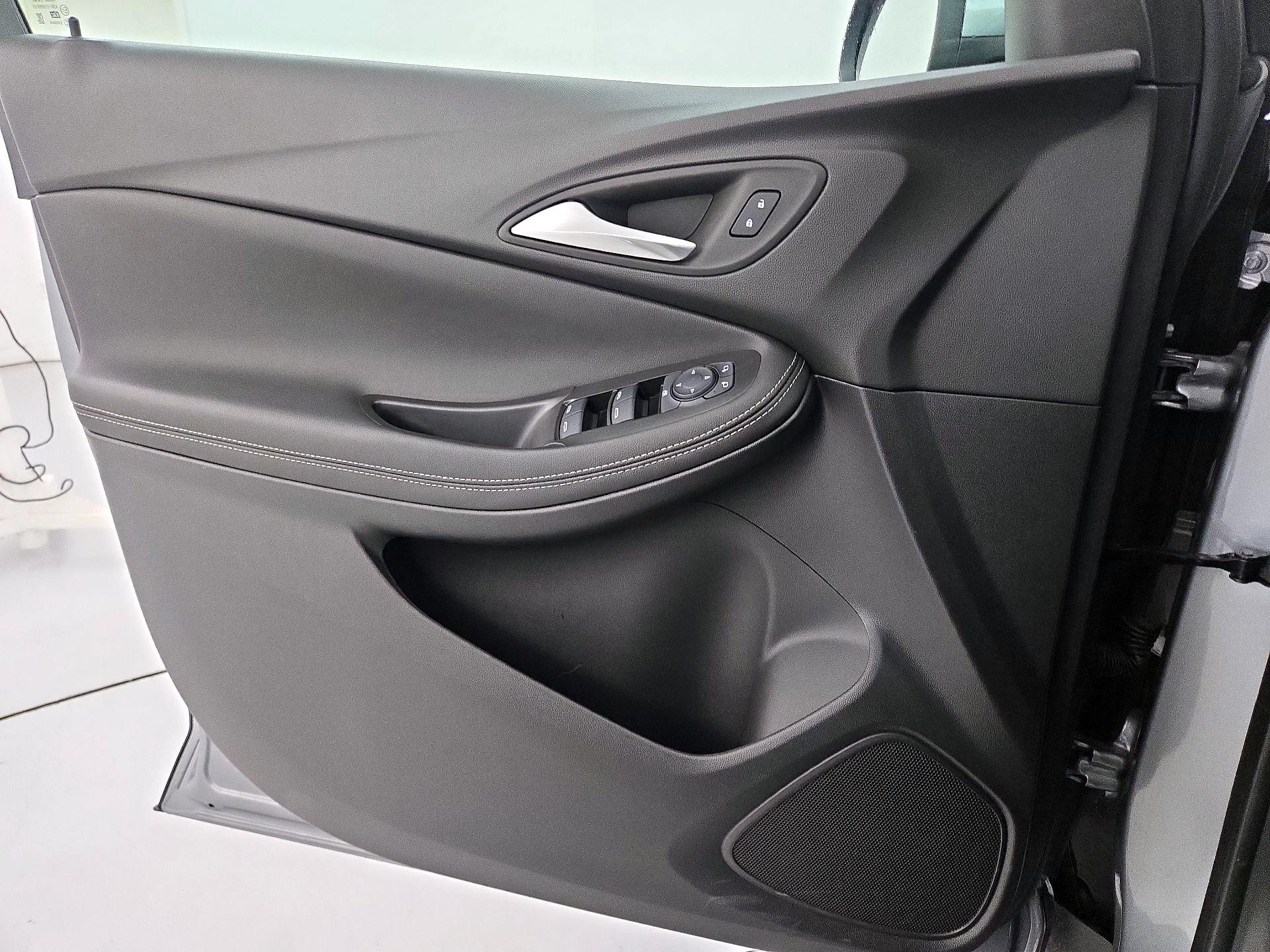 Thumbnail: 2025 Buick Encore GX - 12