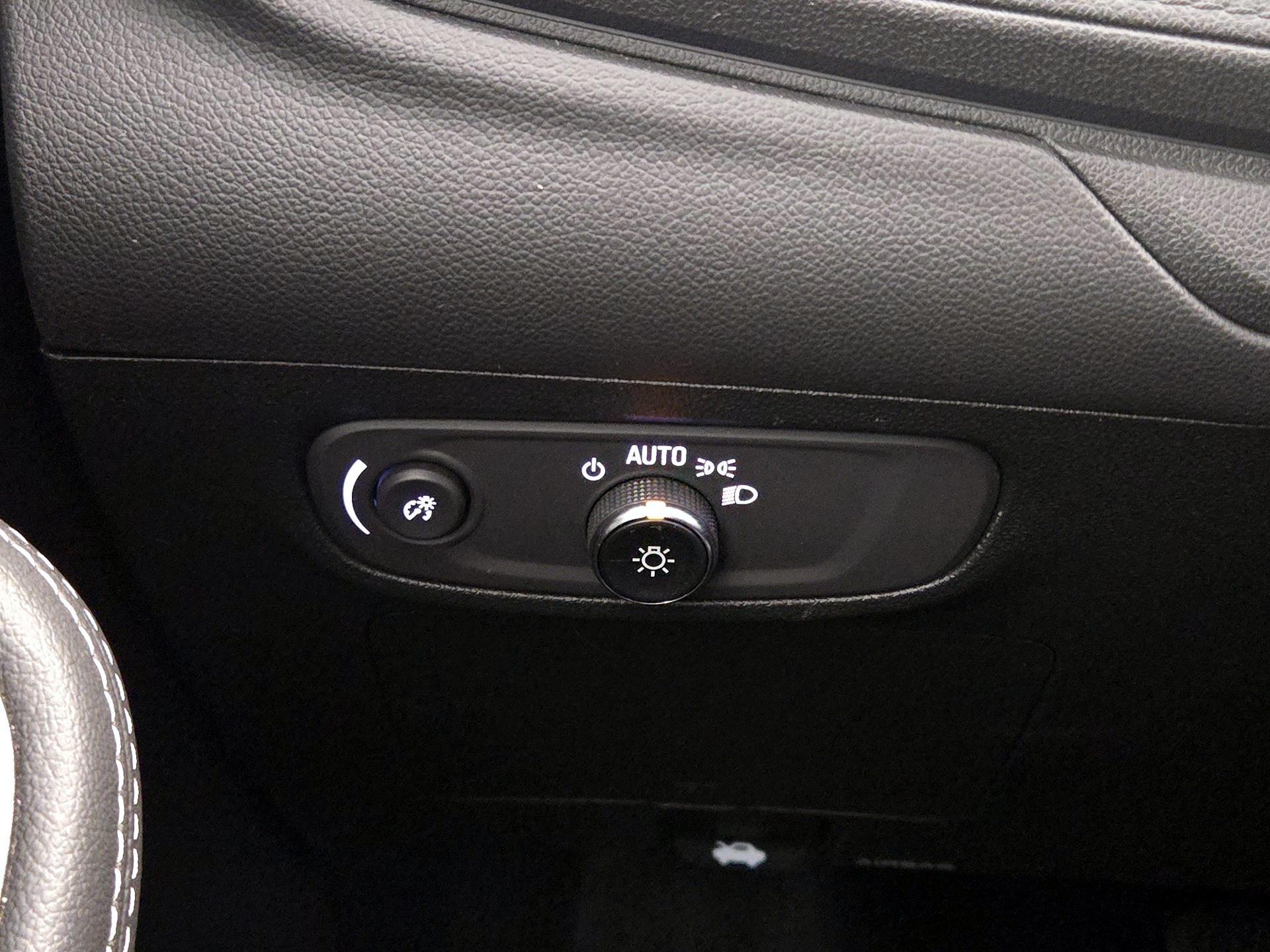 Thumbnail: 2025 Buick Encore GX - 13