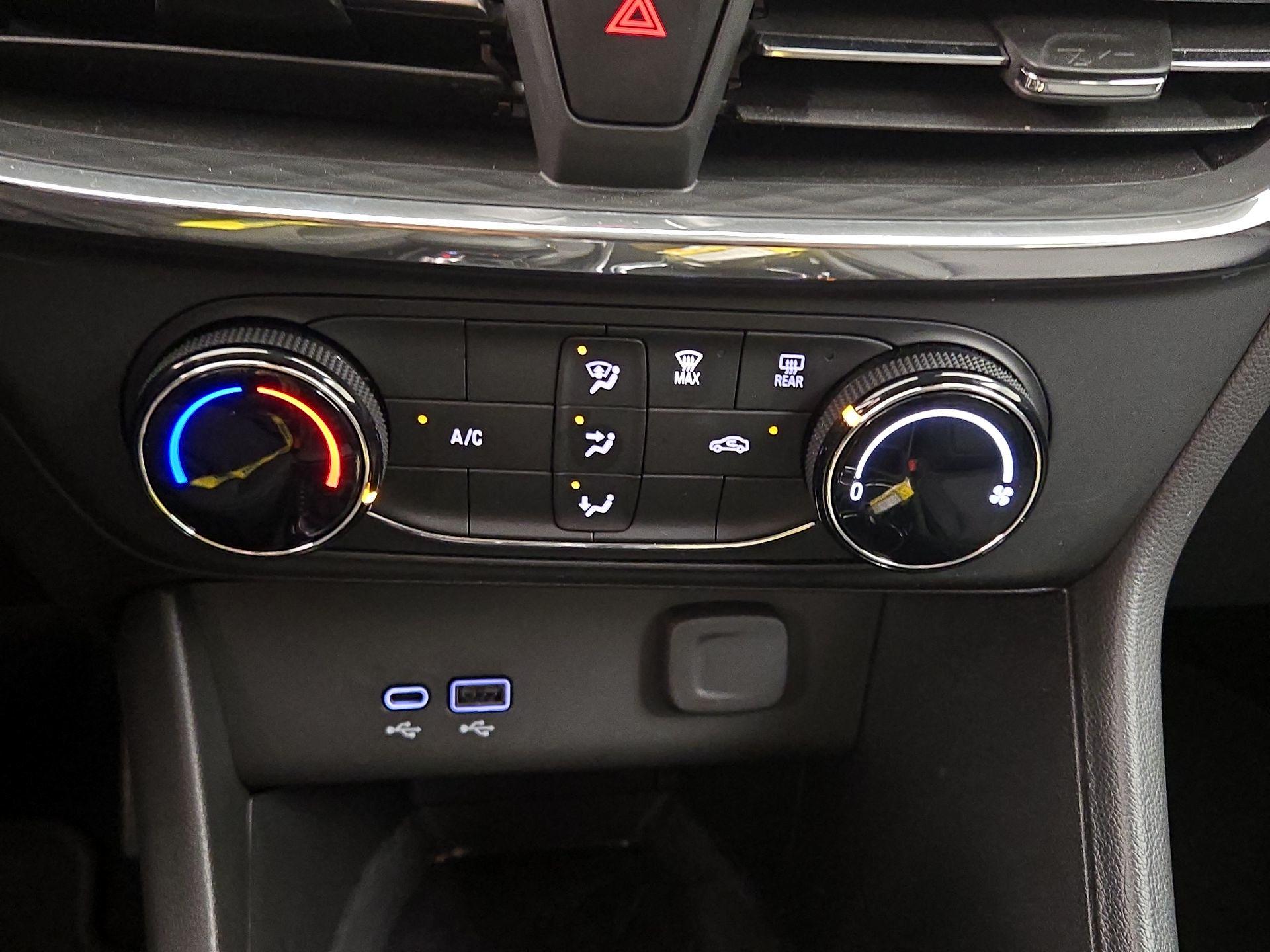 Thumbnail: 2025 Buick Encore GX - 16