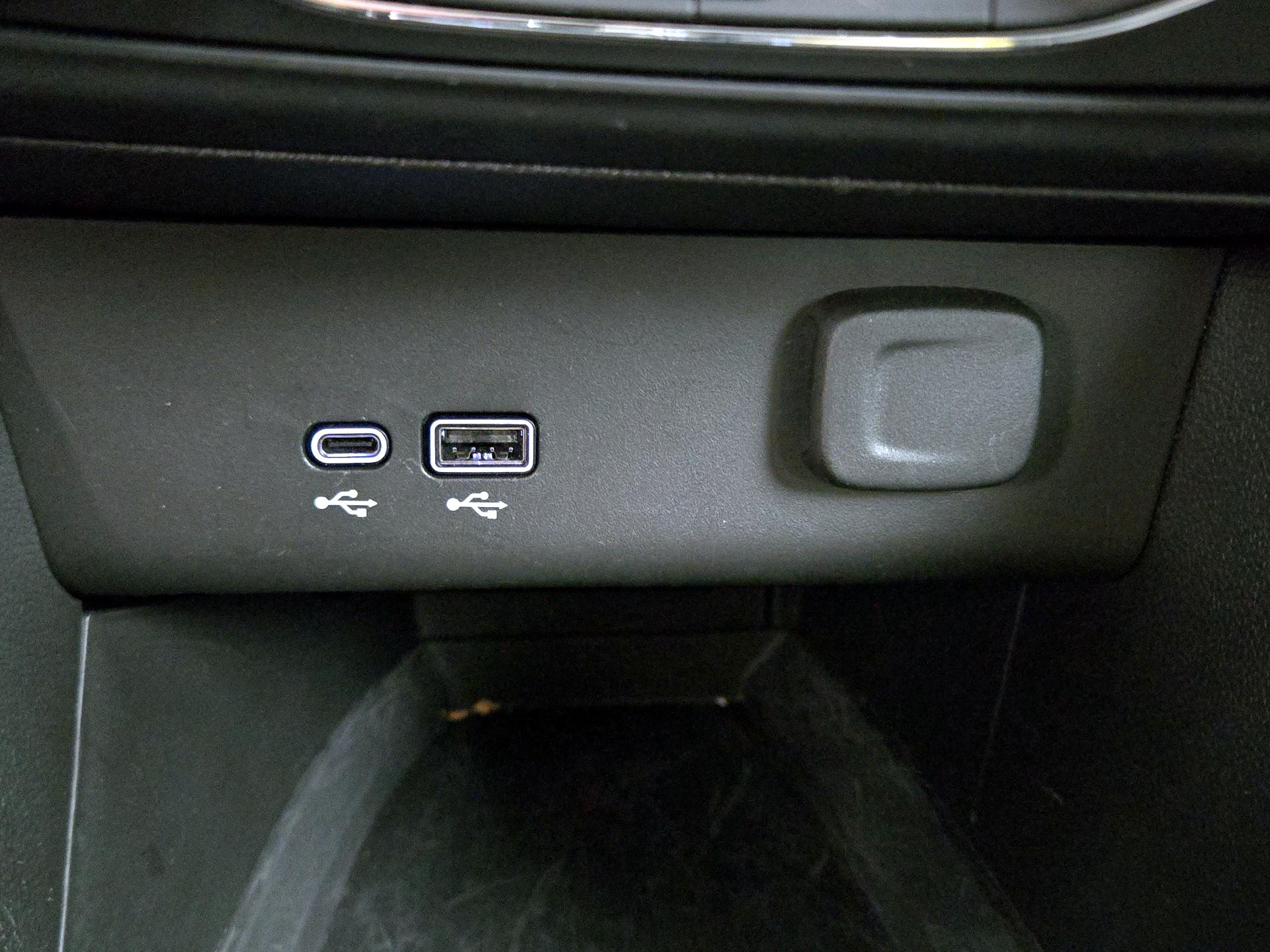 Thumbnail: 2025 Buick Encore GX - 18